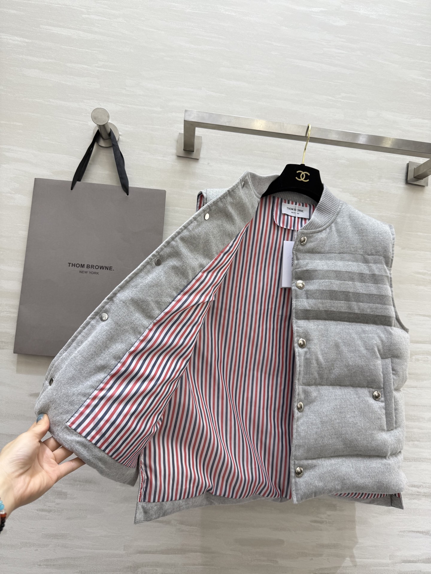 #TB²⁵汤姆布朗²⁵秋冬新款 白鹅绒马甲外套 内里填充90白鹅绒 外层羊毛保暖舒适 高品质定制 现货首