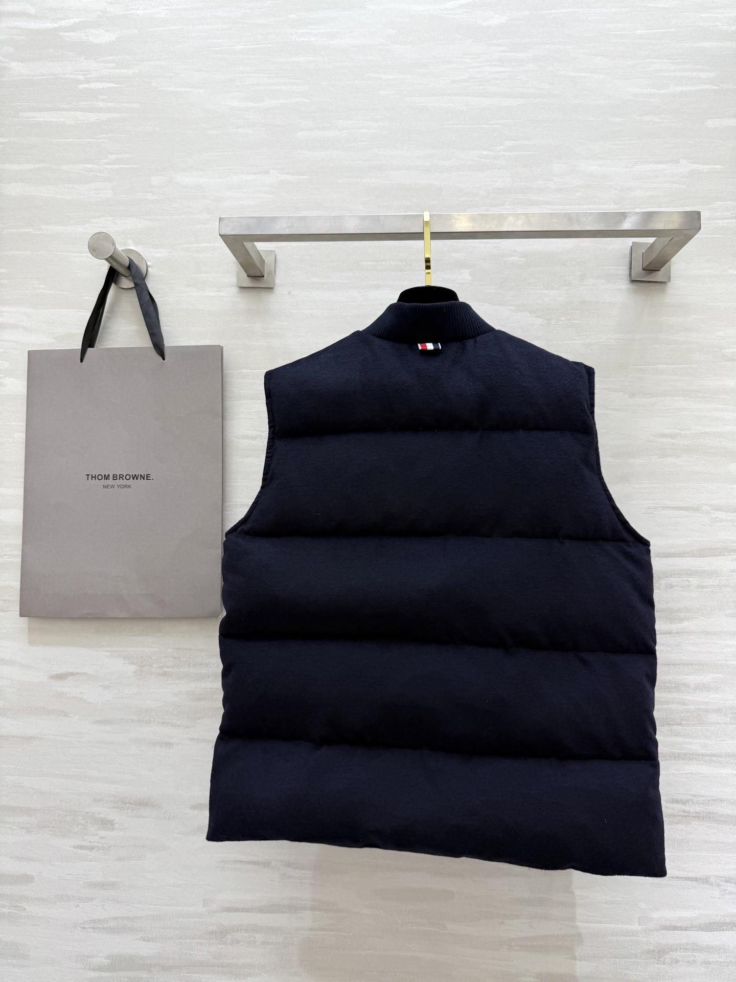 #TB²⁵汤姆布朗²⁵秋冬新款 白鹅绒马甲外套 内里填充90白鹅绒 外层羊毛保暖舒适 高品质定制 现货首