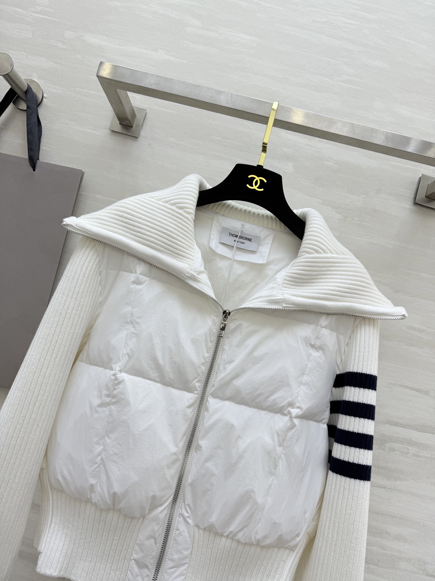 #TB/汤姆布朗²⁵秋冬新款 学院风针织拼接羽绒服 内里90白鸭绒填充 高品质定制 现货首发size：S