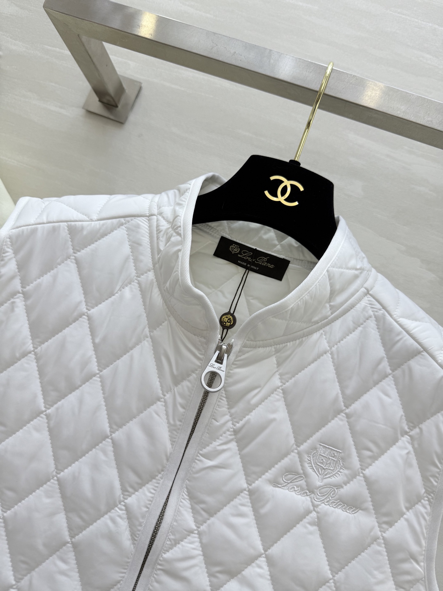 #lP🌹²⁵秋冬新款 菱格夹棉马甲外套 内里夹棉保暖舒适 logo刺绣🪡精致高级 高品质 现货首发siz