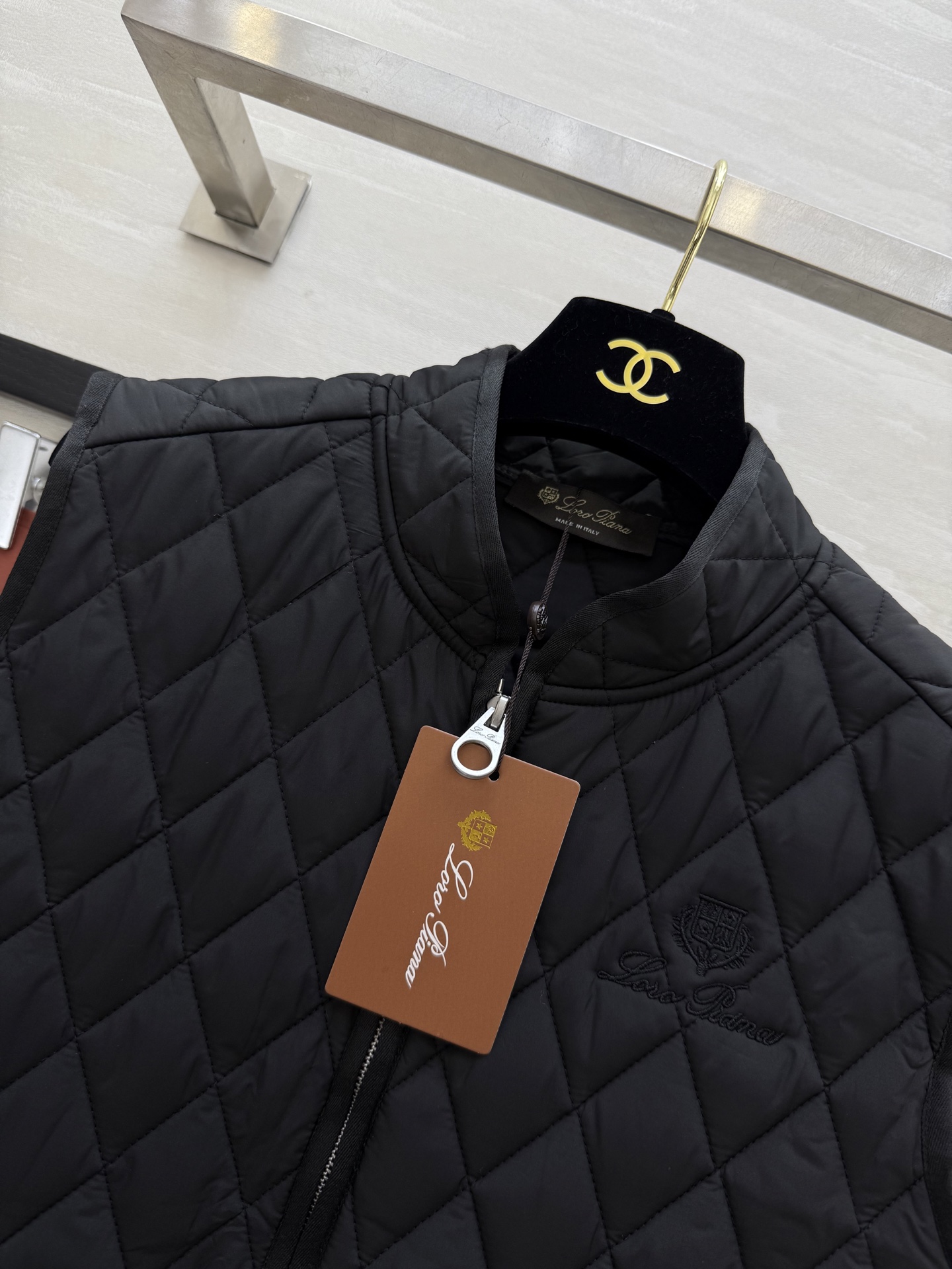 #lP🌹²⁵秋冬新款 菱格夹棉马甲外套 内里夹棉保暖舒适 logo刺绣🪡精致高级 高品质 现货首发siz