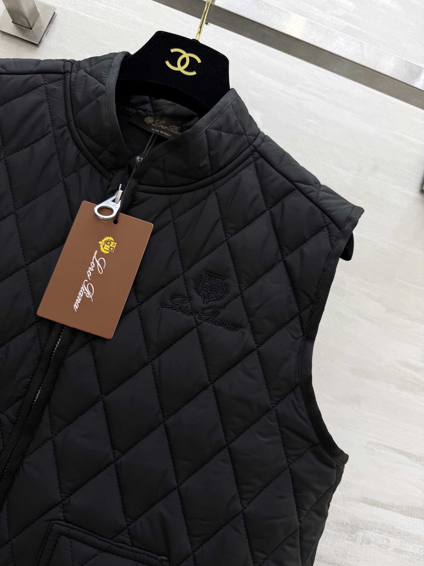 #lP🌹²⁵秋冬新款 菱格夹棉马甲外套 内里夹棉保暖舒适 logo刺绣🪡精致高级 高品质 现货首发siz