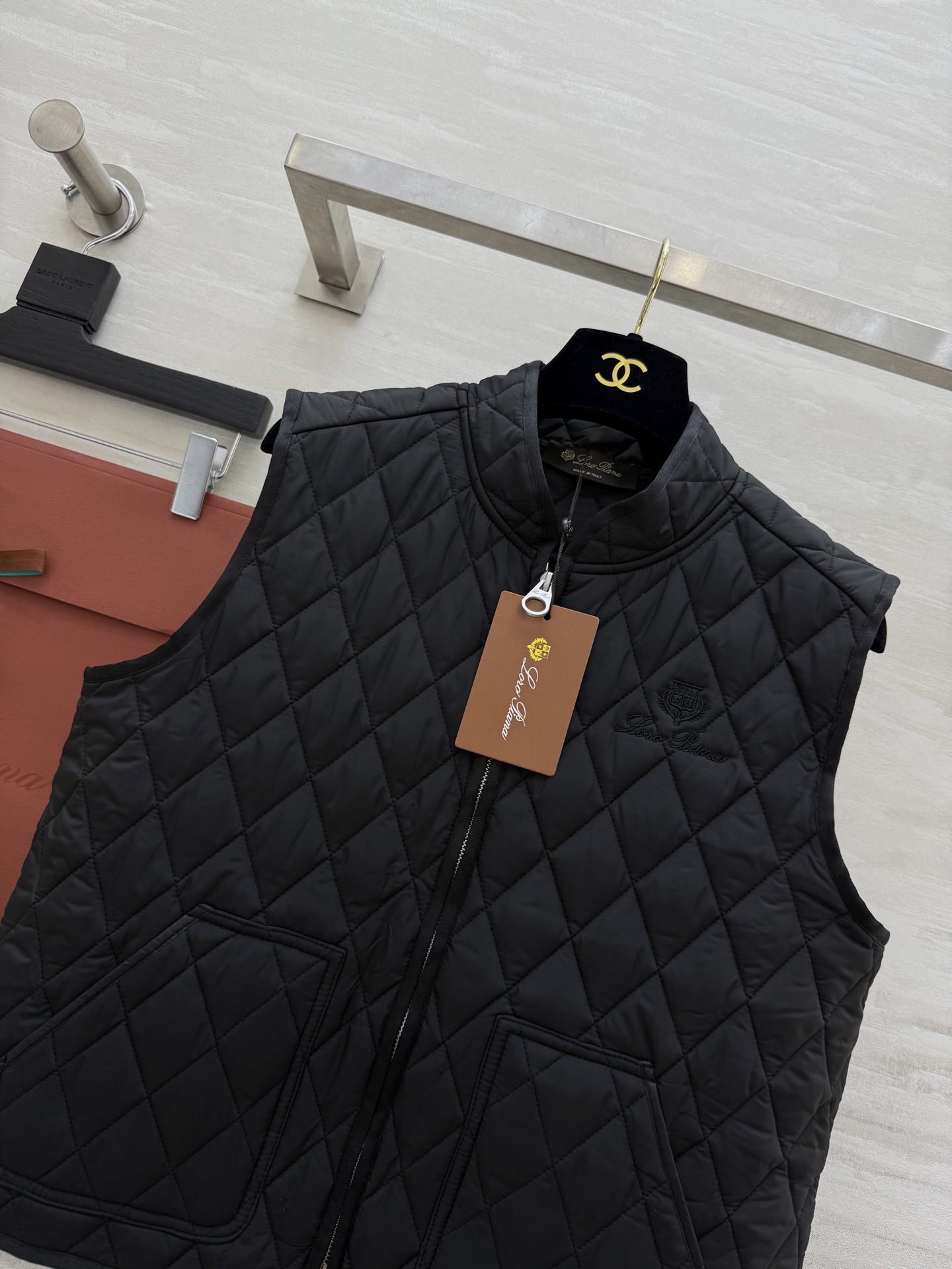 #lP🌹²⁵秋冬新款 菱格夹棉马甲外套 内里夹棉保暖舒适 logo刺绣🪡精致高级 高品质 现货首发siz