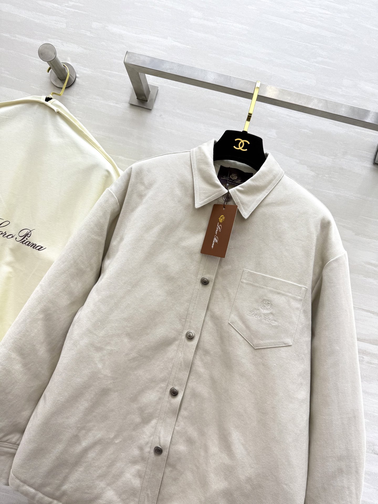 #lP🌹²⁵秋冬新款 衬衣式棉服外套 内里夹棉保暖舒适 衬衣式设计松弛有度 高品质 现货首发size：S