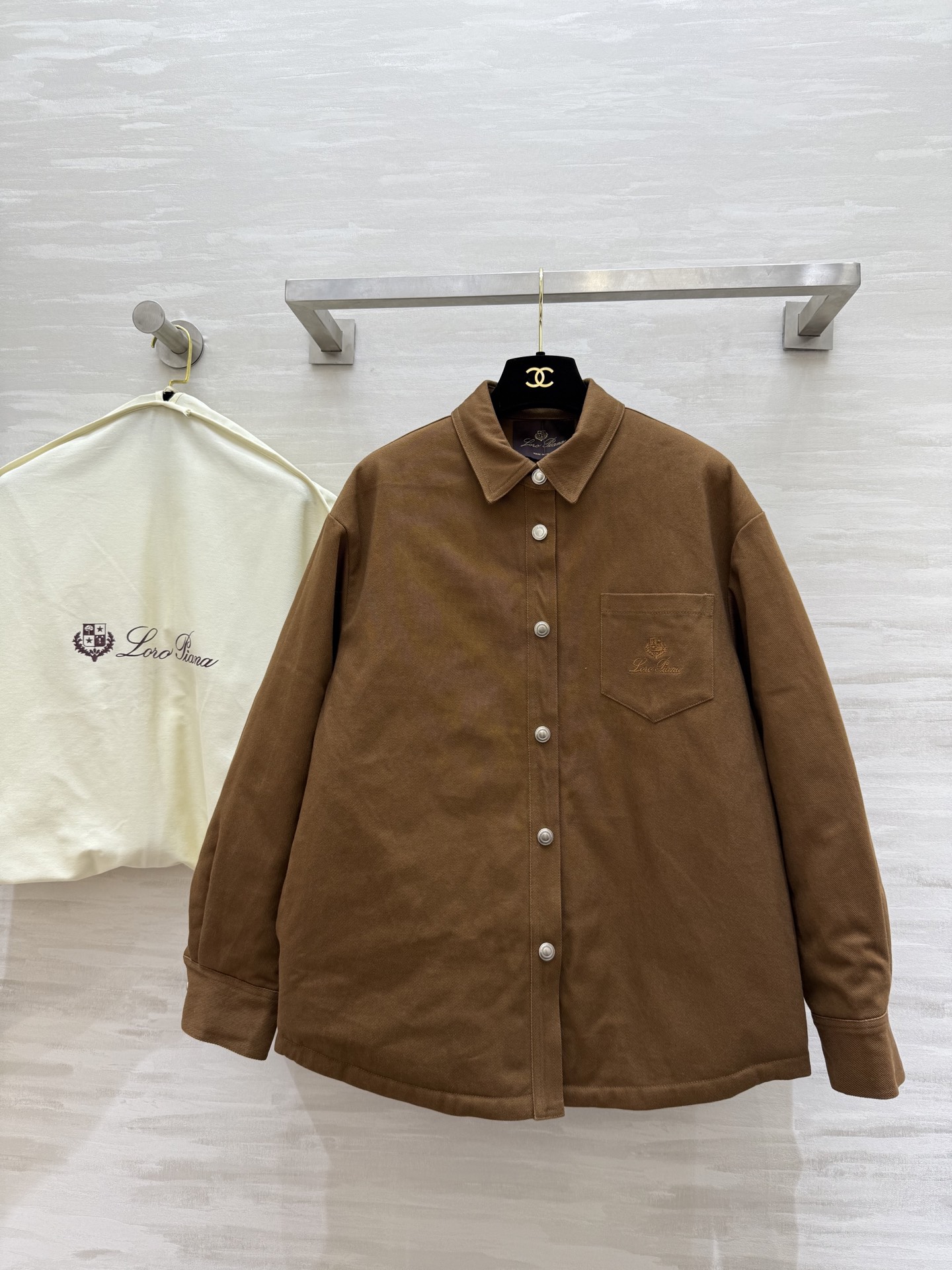 #lP🌹²⁵秋冬新款 衬衣式棉服外套 内里夹棉保暖舒适 衬衣式设计松弛有度 高品质 现货首发size：S