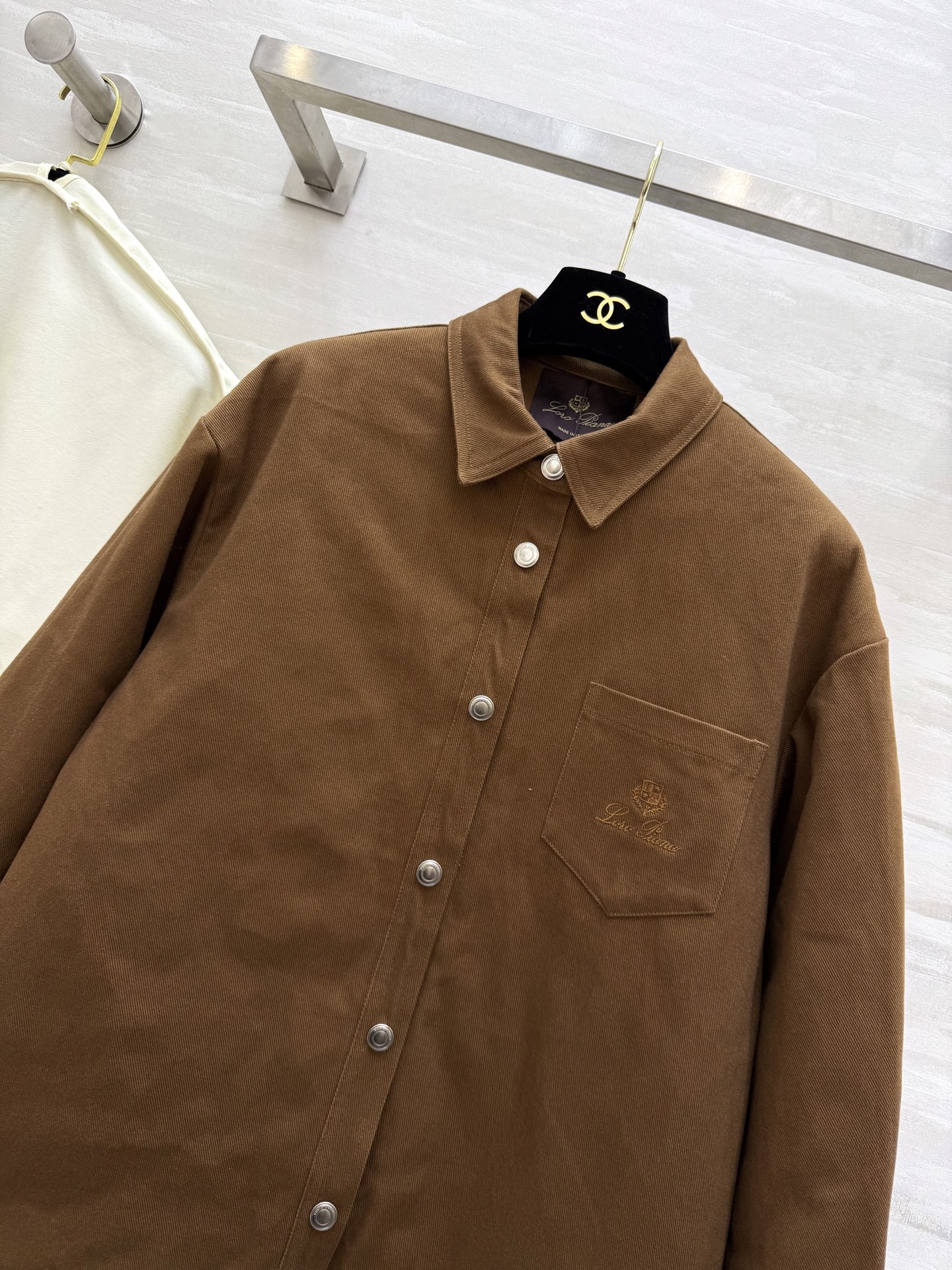 #lP🌹²⁵秋冬新款 衬衣式棉服外套 内里夹棉保暖舒适 衬衣式设计松弛有度 高品质 现货首发size：S