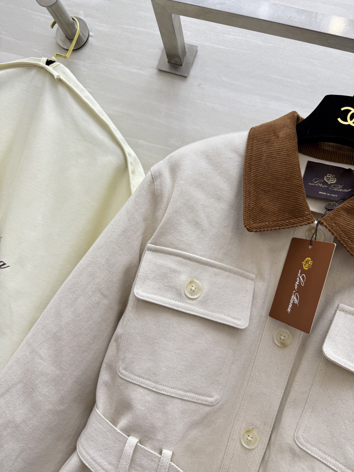 #lP🌹²⁵秋冬新款 老钱风撞色领腰带收腰棉服外套 高品质定制 现货首发size：S/M/L（s码肩宽：