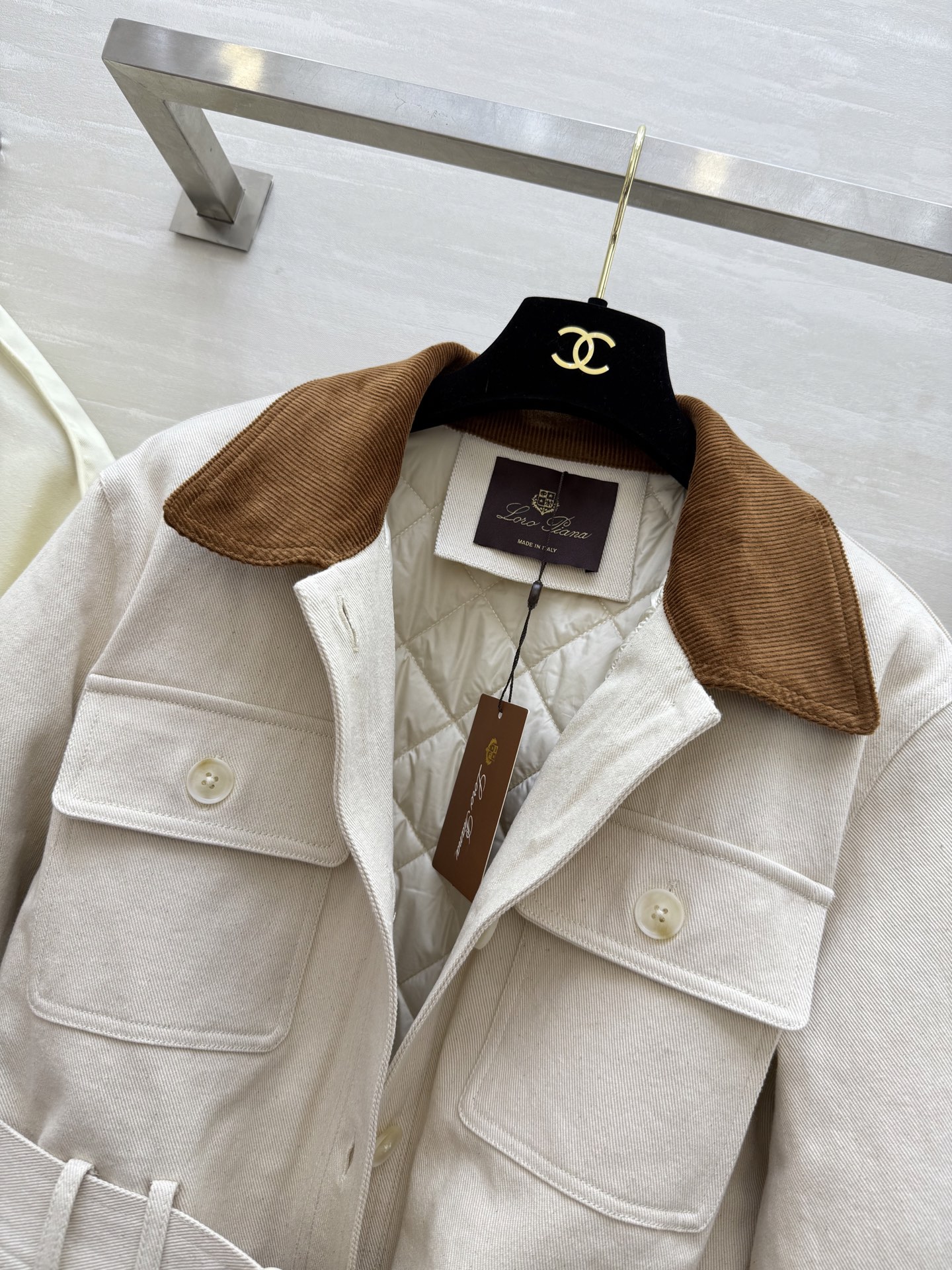 #lP🌹²⁵秋冬新款 老钱风撞色领腰带收腰棉服外套 高品质定制 现货首发size：S/M/L（s码肩宽：