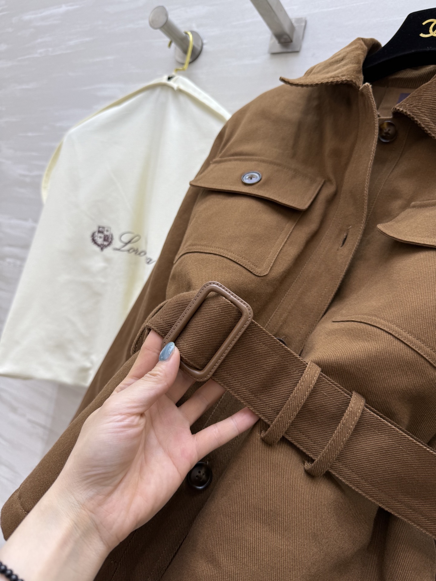 #lP🌹²⁵秋冬新款 老钱风撞色领腰带收腰棉服外套 高品质定制 现货首发size：S/M/L（s码肩宽：