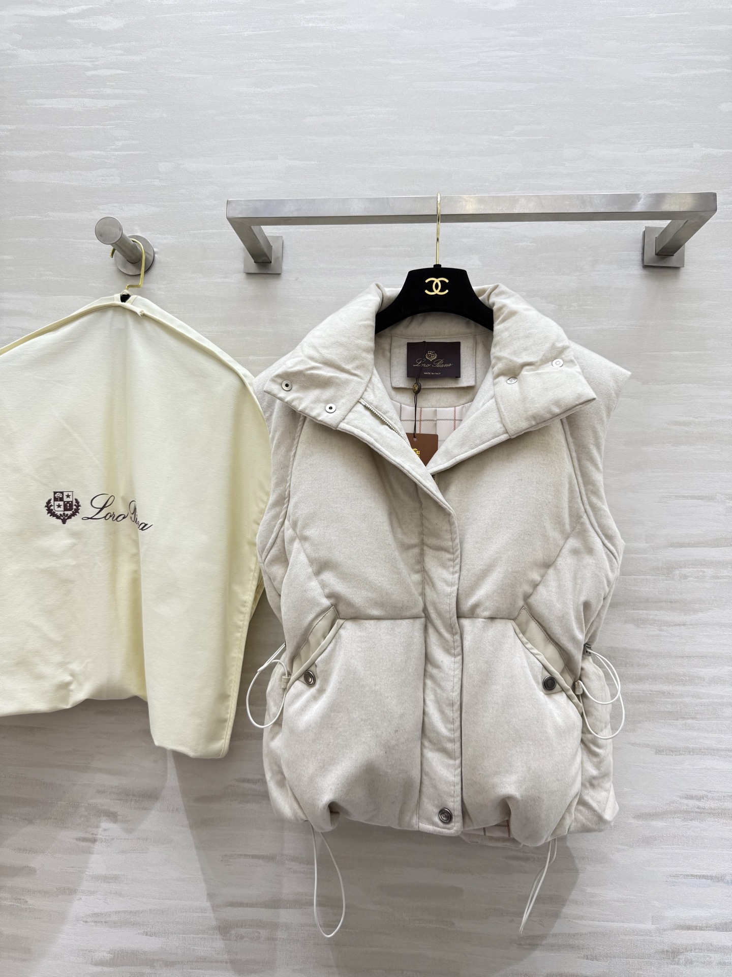 #lP🌹²⁵秋冬新款 羊毛羽绒马甲 内里90白鸭绒填充 外层羊毛面料 高品质定制 现货首发size：S/