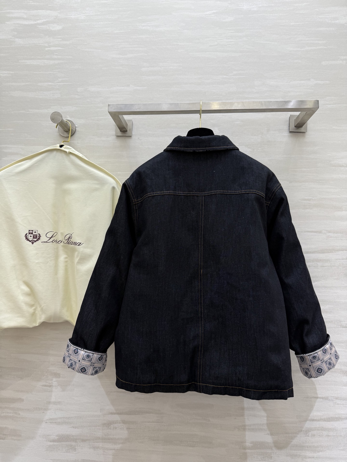 #LP²⁵秋冬新款 牛仔棉服外套 高品质定制 现货首发size：S/M/L（s码胸围：100，衣长：60