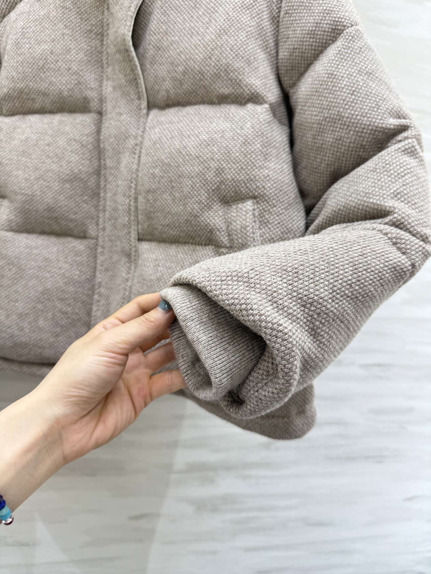 #Loropian♡²⁵秋冬新款 温柔燕麦鹅绒服❗️内里填充90国标鹅绒 蓬松保暖 外层羊毛质地 高品质