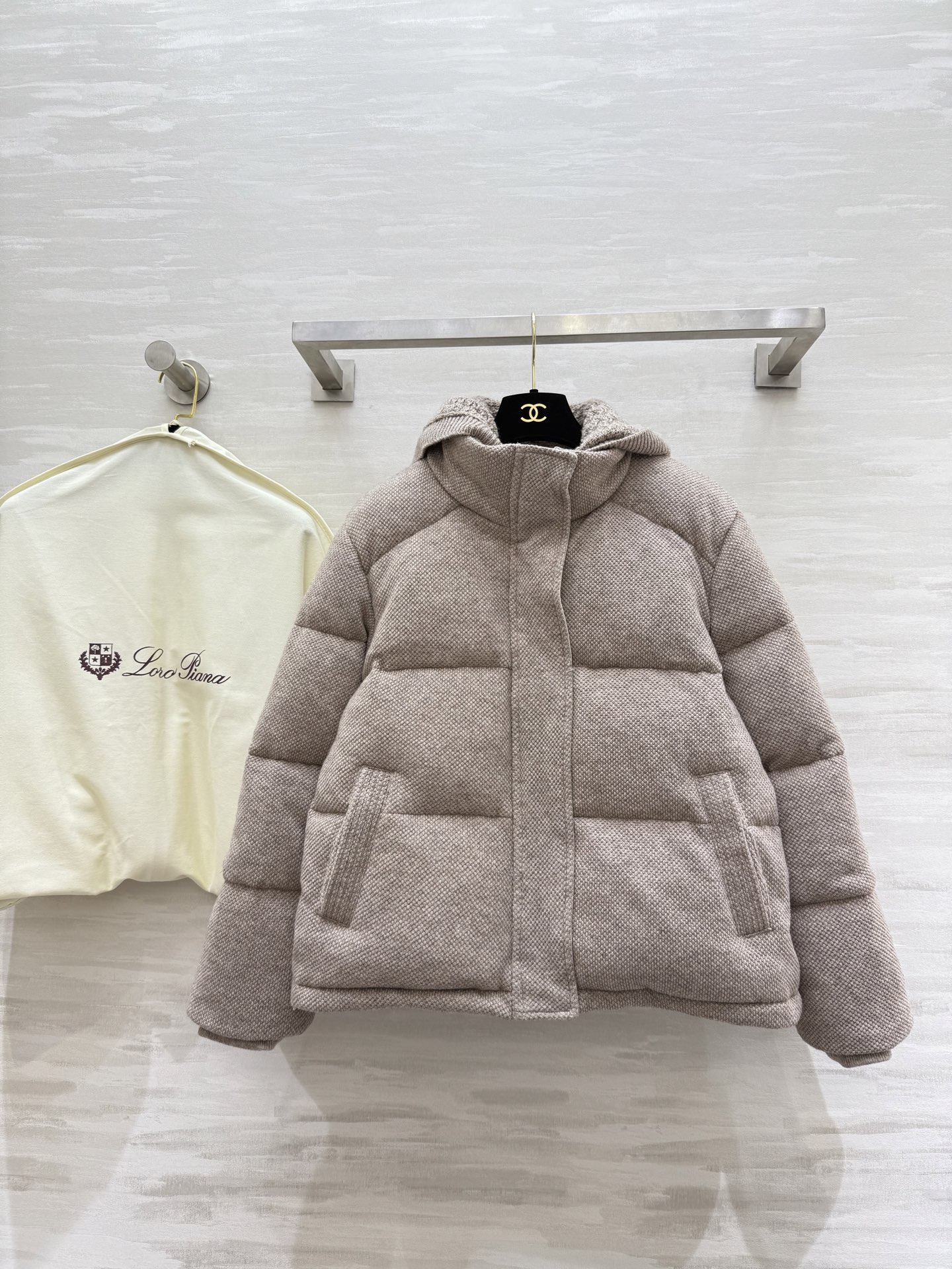 #Loropian♡²⁵秋冬新款 温柔燕麦鹅绒服❗️内里填充90国标鹅绒 蓬松保暖 外层羊毛质地 高品质