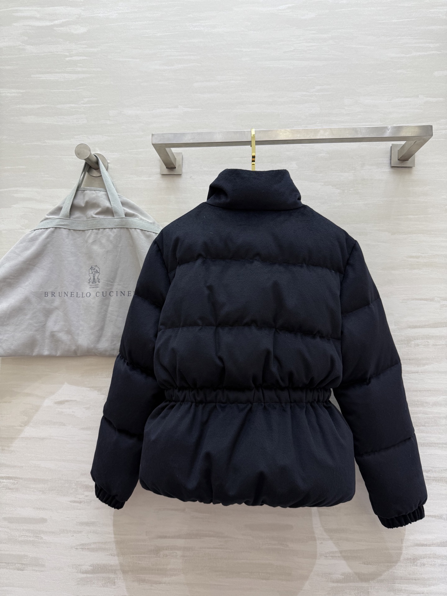 #Brunello Cucinell♡²⁵| 秋冬新款 收腰立领鹅绒服 内里蓬松90国标鹅绒填充 保暖舒