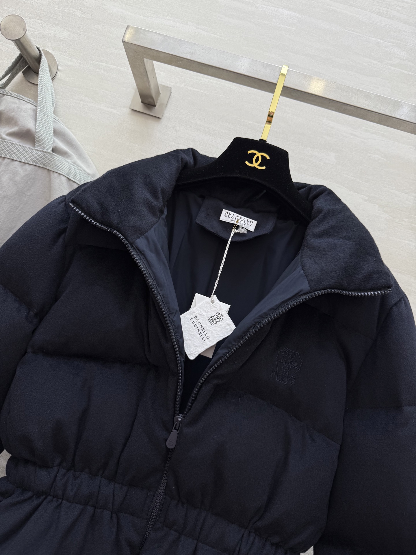 #Brunello Cucinell♡²⁵| 秋冬新款 收腰立领鹅绒服 内里蓬松90国标鹅绒填充 保暖舒