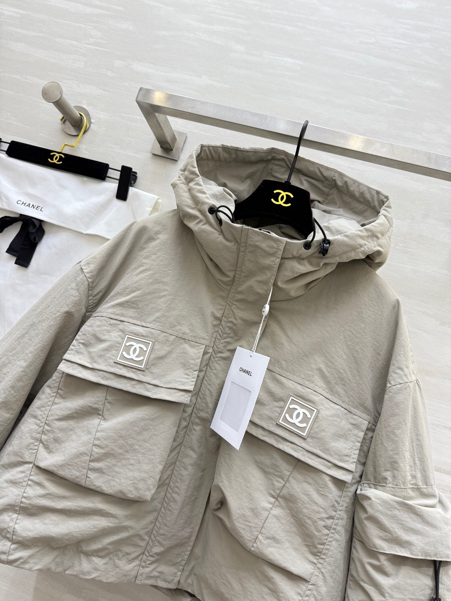 #Chane♡²⁵秋冬新款 中古系列 连帽短款夹克羽绒棉服 高品质定制 现货首发size：36/38/4