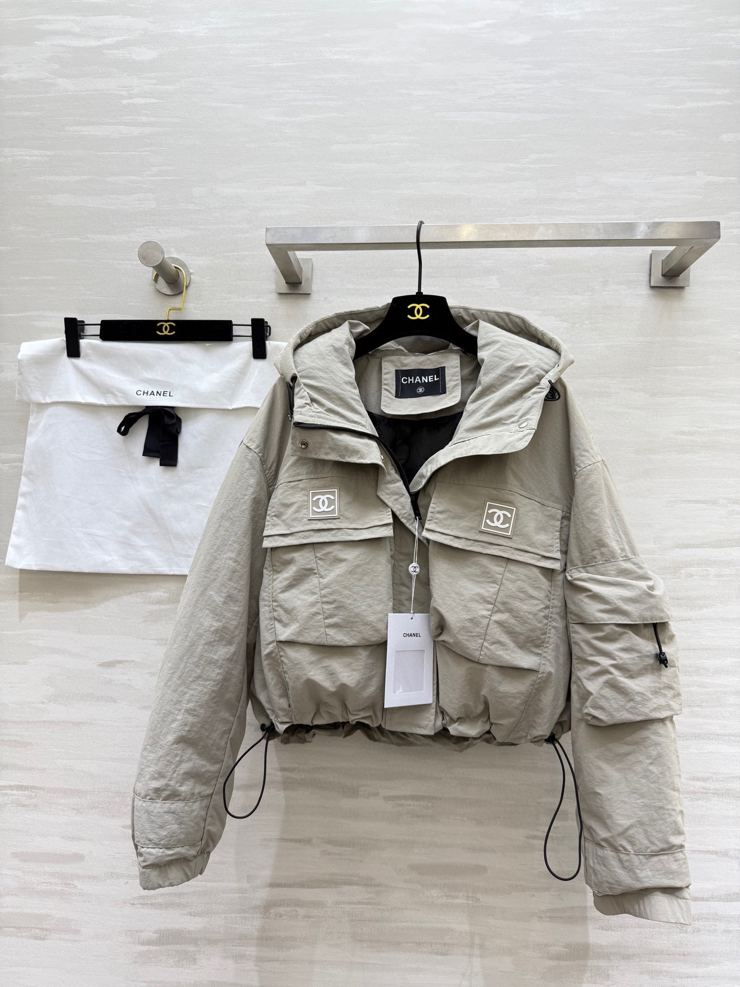 #Chane♡²⁵秋冬新款 中古系列 连帽短款夹克羽绒棉服 高品质定制 现货首发size：36/38/4