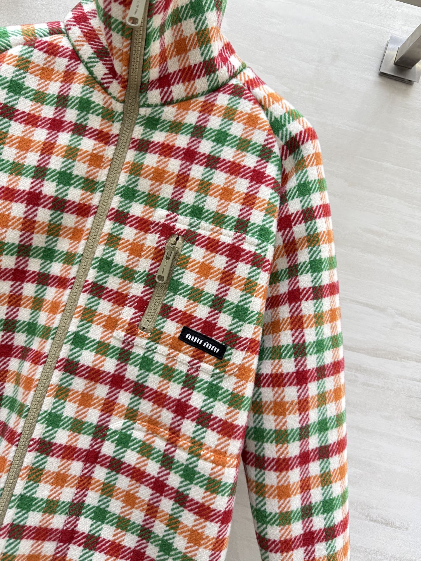 #Miumi♡²⁵秋冬新款 可露丽复古格子风环保羔毛外套 高品质定制 现货首发size：S/M/L（s码