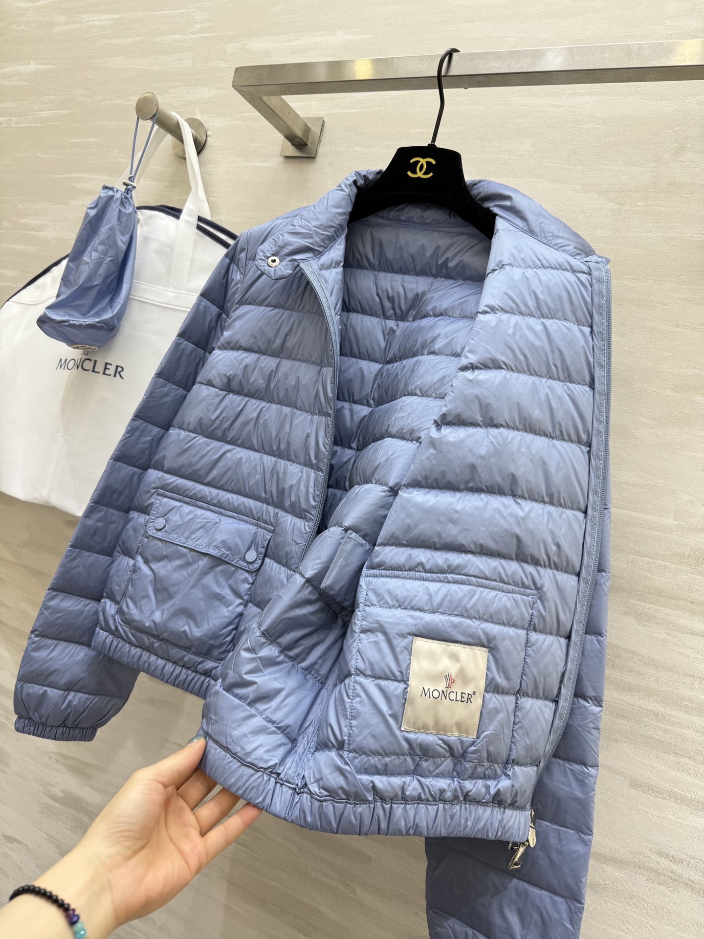 #Moncle♡²⁵秋冬经典薄款羽绒 内里填充90白鹅绒 高品质 现货首发size：1/2/3（2肩宽：