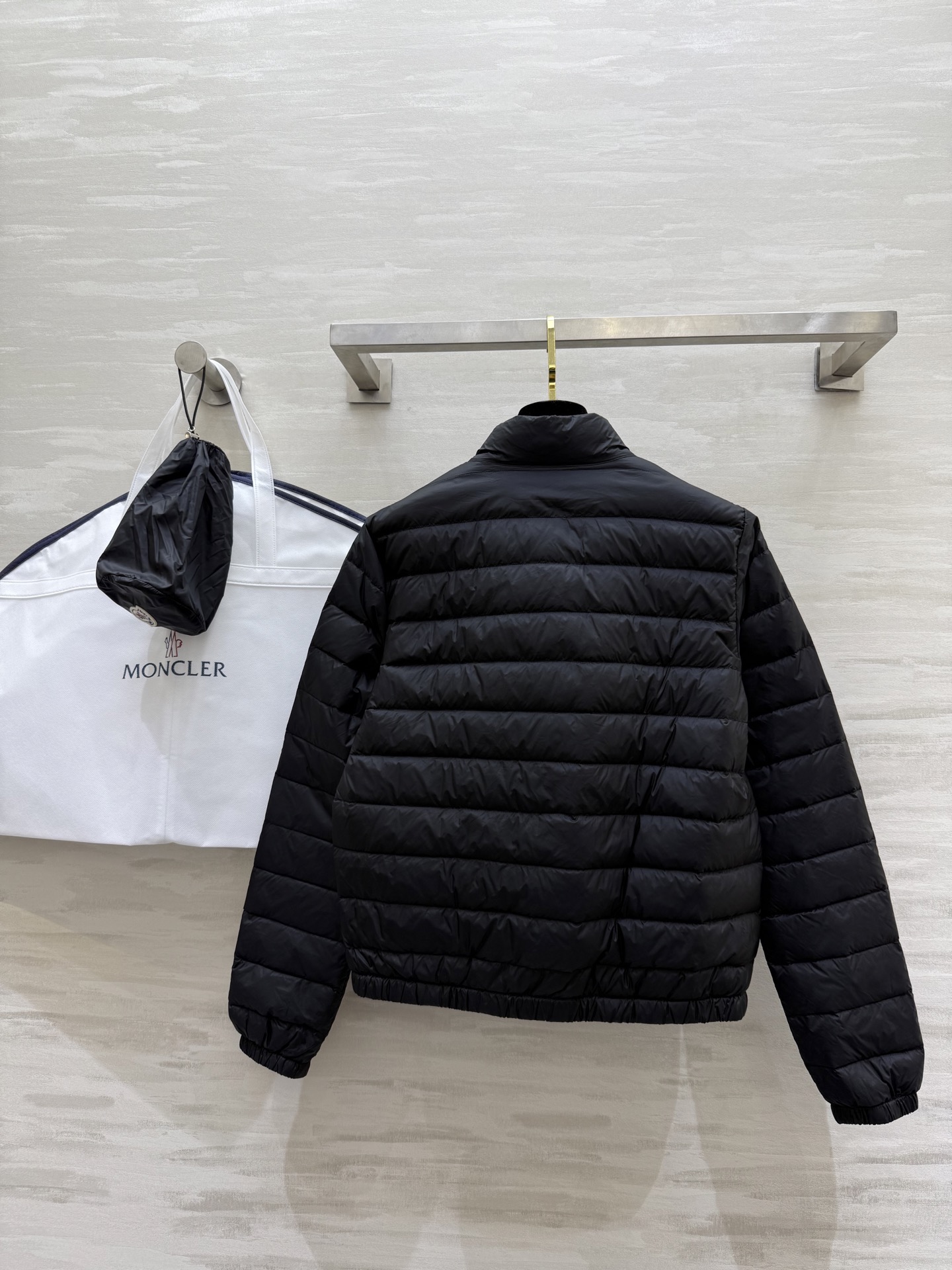 #Moncle♡²⁵秋冬经典薄款羽绒 内里填充90白鹅绒 高品质 现货首发size：1/2/3（2肩宽：