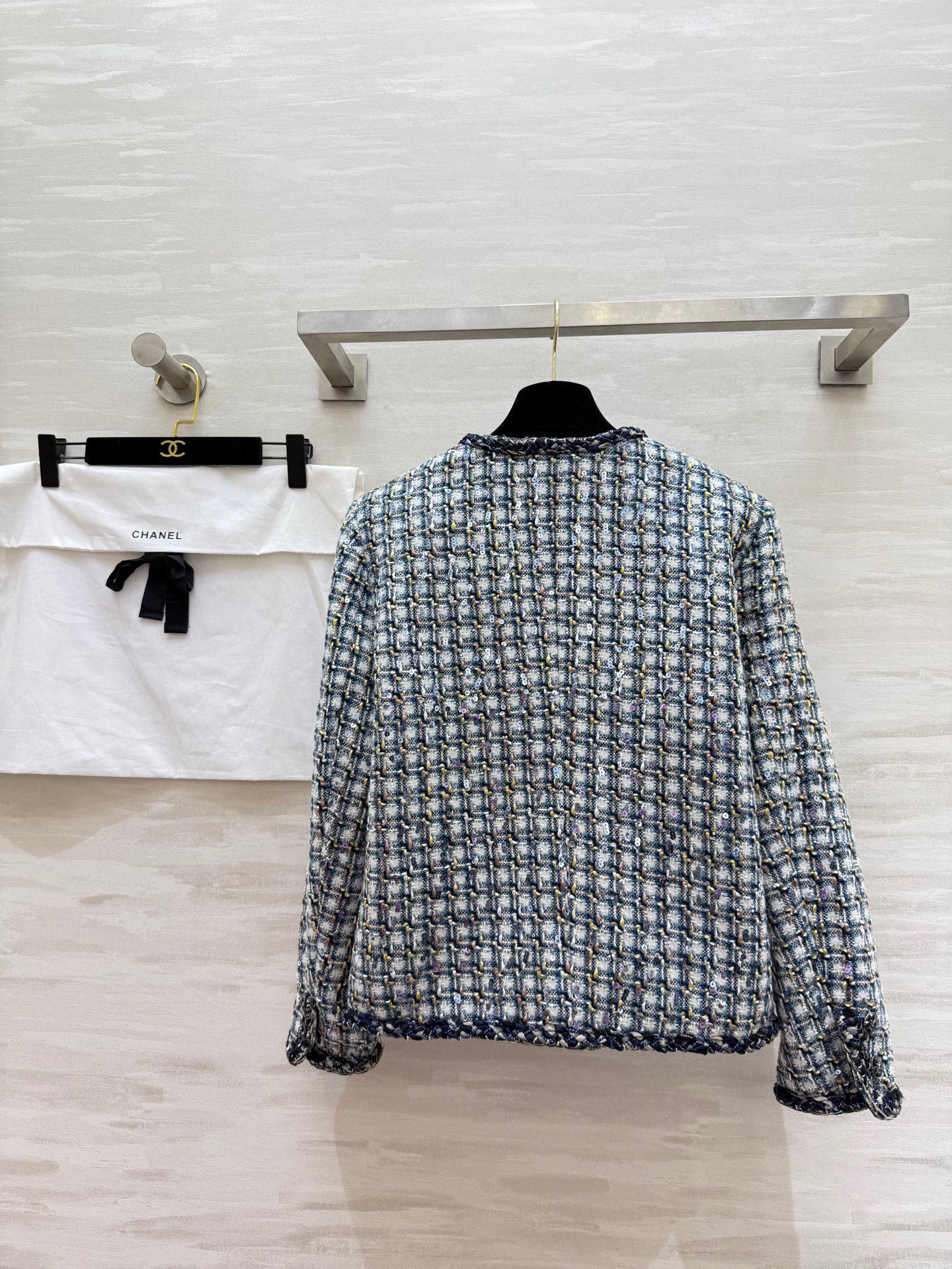 Chanel Tweed Jacket: Blue, White, Black Geometric Pattern, Elegant Design 7 i1761861440794 2308 0 5