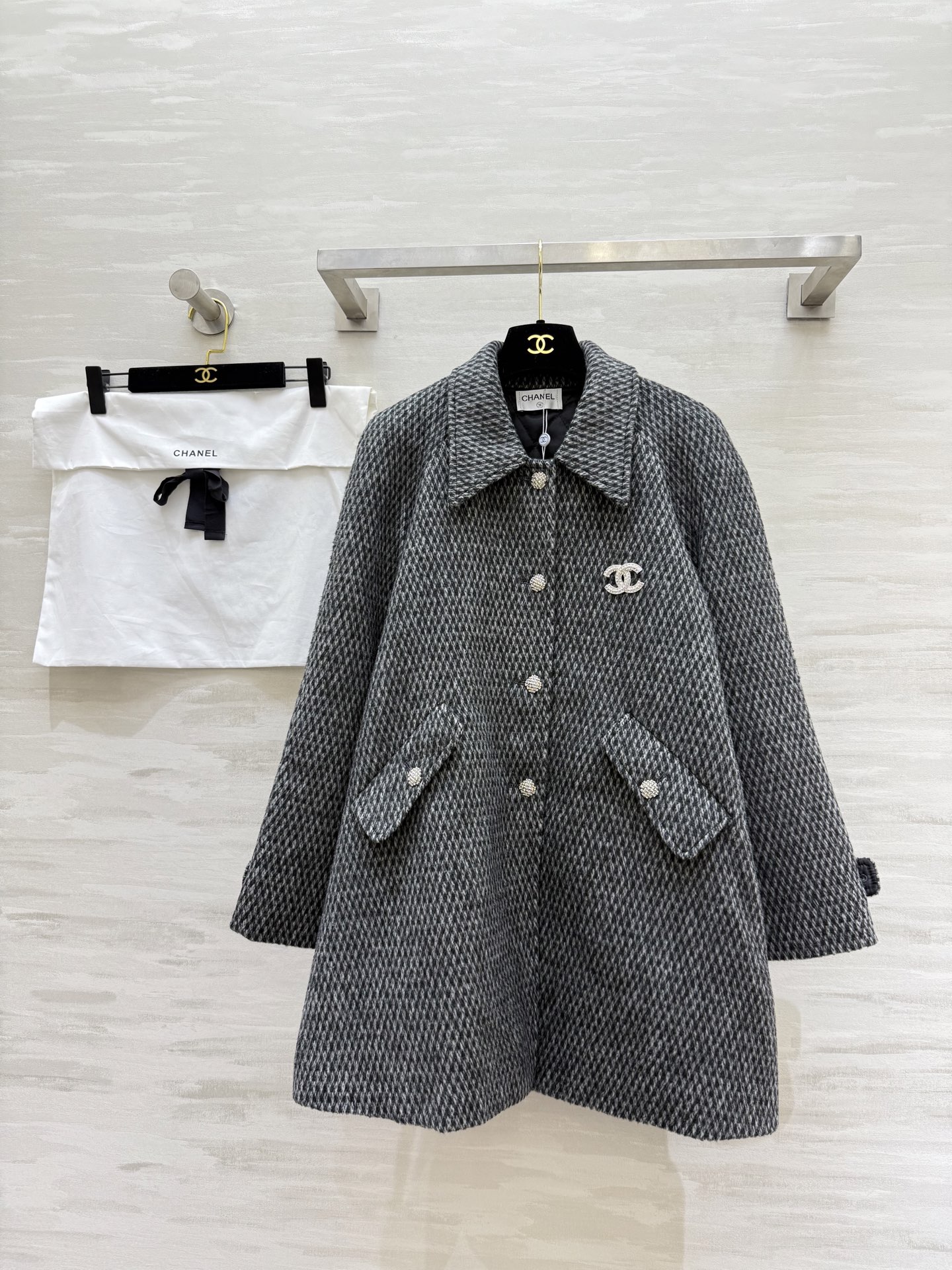 Elegant Alpaca Wool Cape Coat – High Quality Custom Design