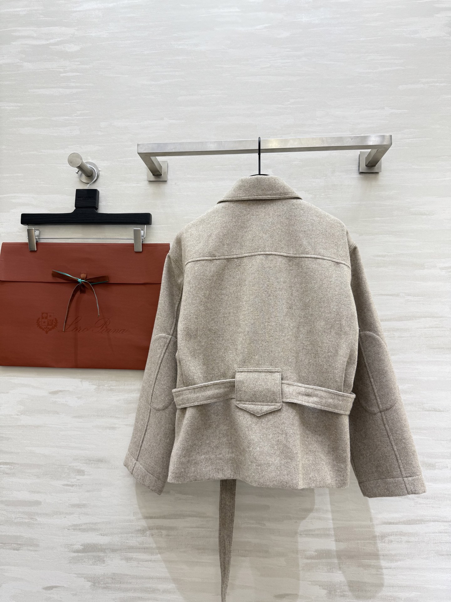 #Loro Pian♡²⁵秋冬新款 羊毛材质老钱风外套 选用高品质羊毛 柔软又保暖 秋冬穿超合适！简约老