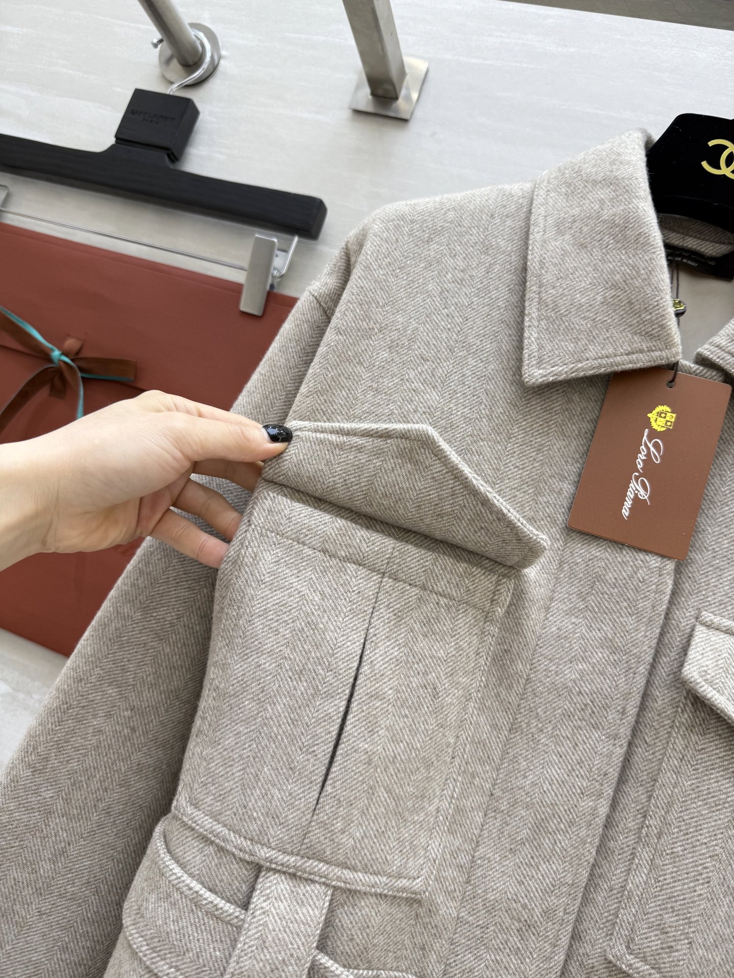 #Loro Pian♡²⁵秋冬新款 羊毛材质老钱风外套 选用高品质羊毛 柔软又保暖 秋冬穿超合适！简约老