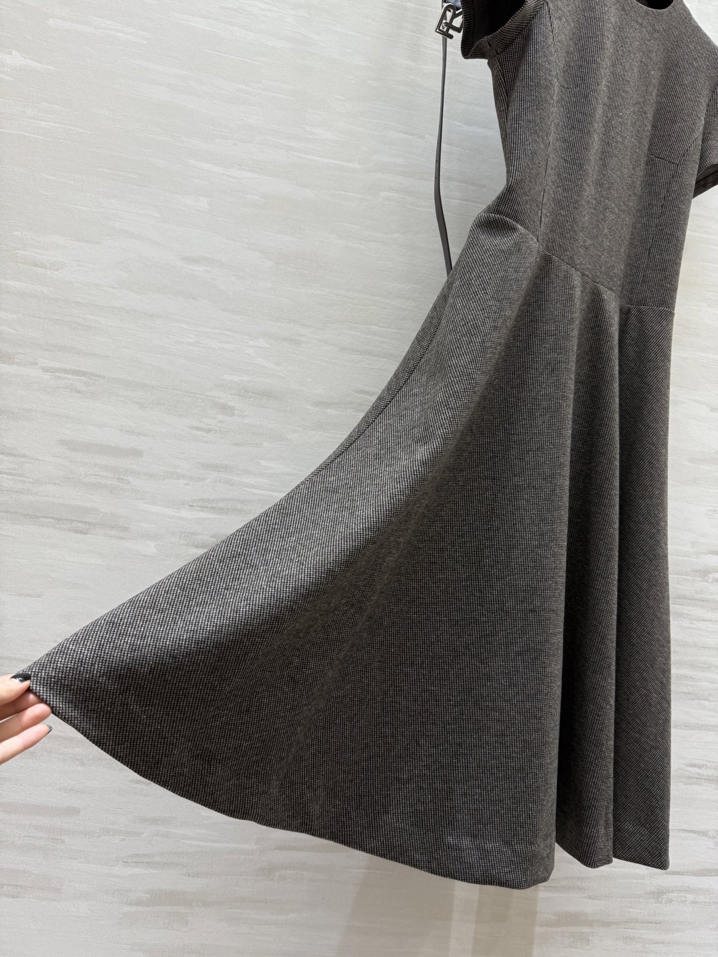 #Ralph Laure♡²⁵秋冬新款 紫標老钱风短袖连衣裙 定制复古格纹面料 高品质 现货首发size