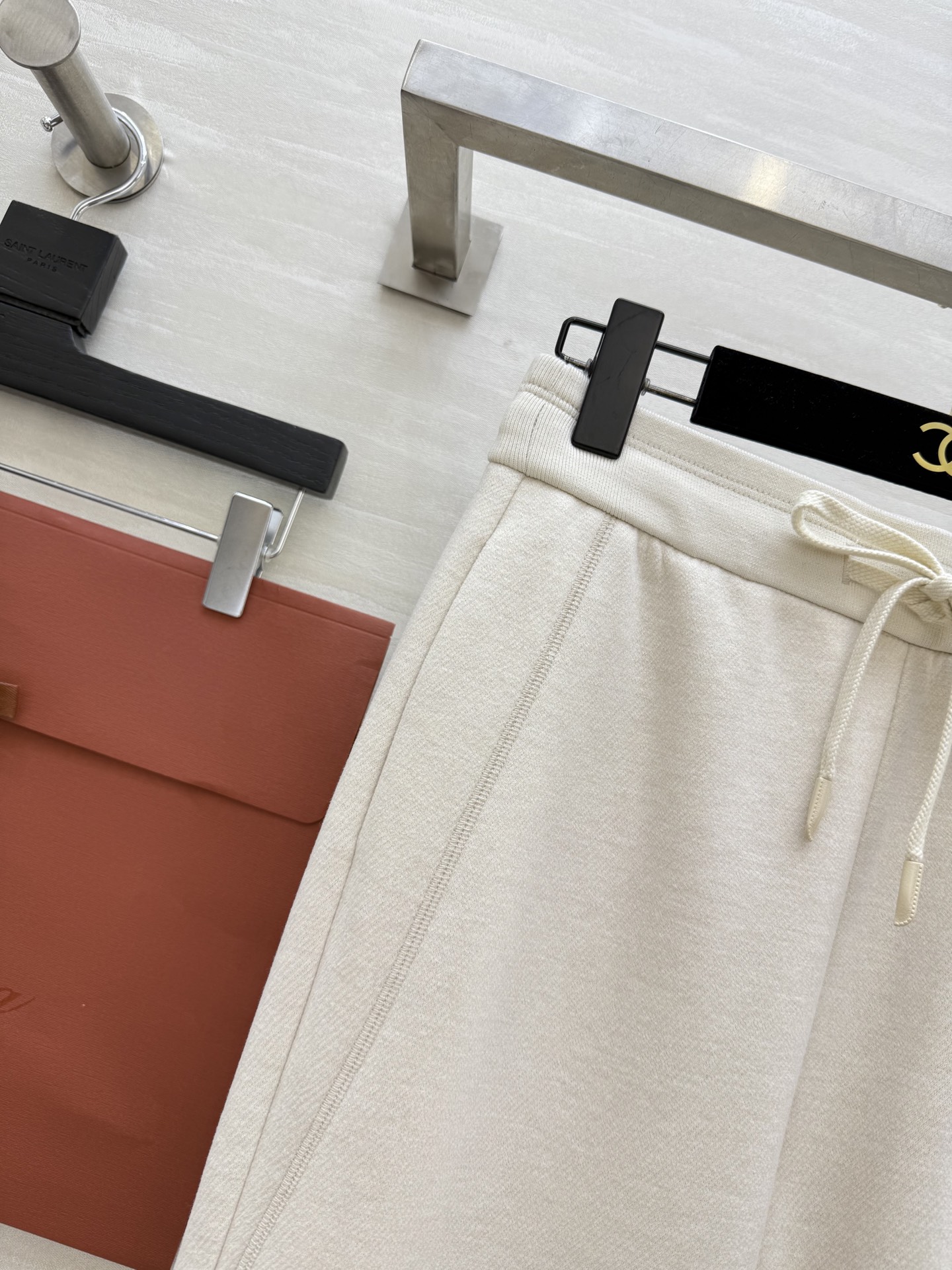 #Loro Pian♡²⁵秋冬新款 弯刀式长裤 高品质定制 现货首发size：26/27/28/29/3