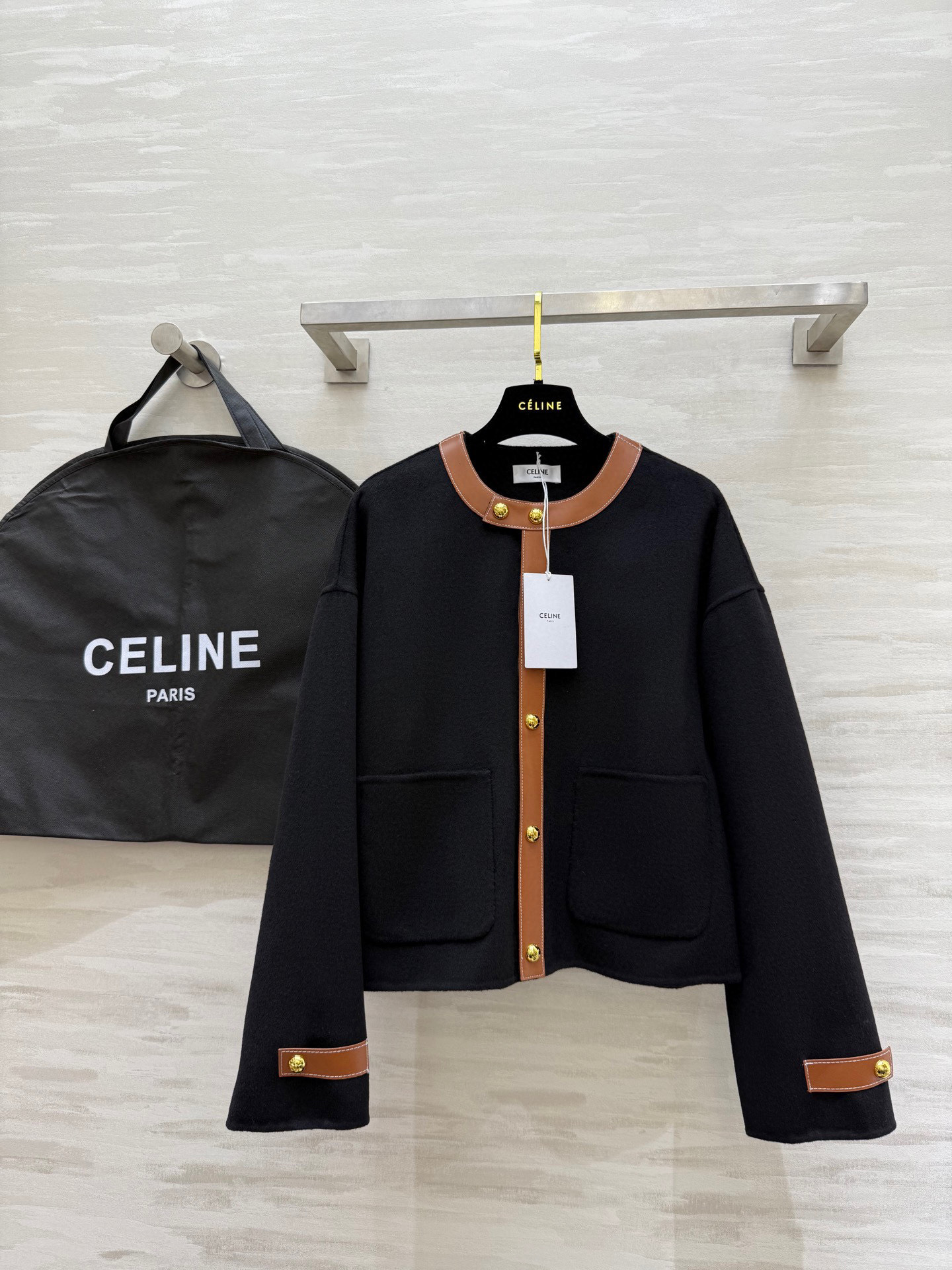 NO:590565,#Celin autumn and winter new style gold buckle Arc de Triomphe wool jacket, high quality customization, ready for sale, sizeS/M/L (S size shoulder width 55, chest 112, length 53),,celine,jackets & coats,alexander wang19860909#Celin秋冬新款 金扣凯旋门羊毛外套 高品质定制 现货首发sizeS/M/L（s码肩宽55,胸围112,衣长53）,,celine,jackets & coats,alexander wang,Women's clothing