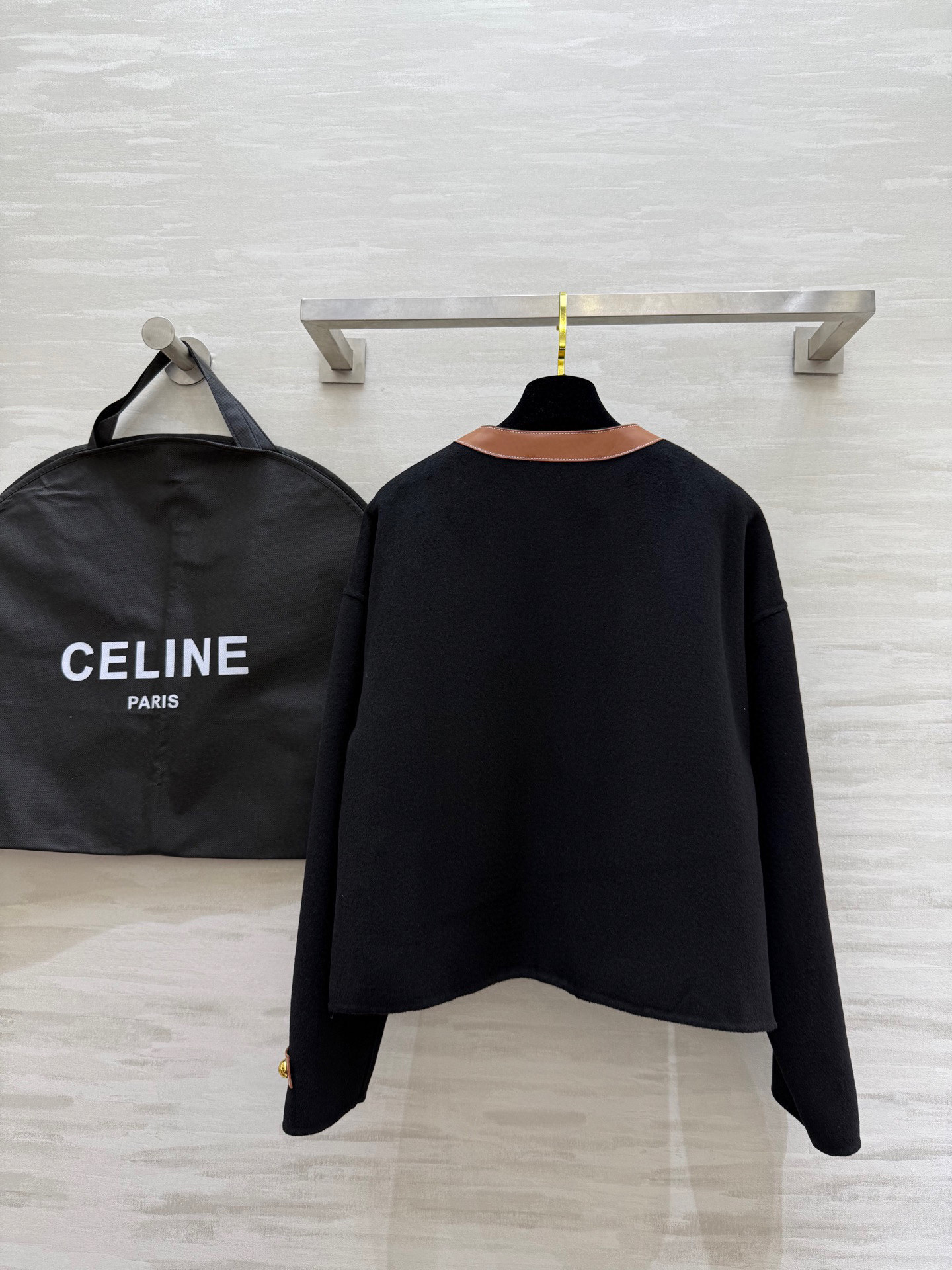 #Celin♡²⁵秋冬新款 金扣凯旋门羊毛外套 高品质定制 现货首发size：S/M/L（s码肩宽：55