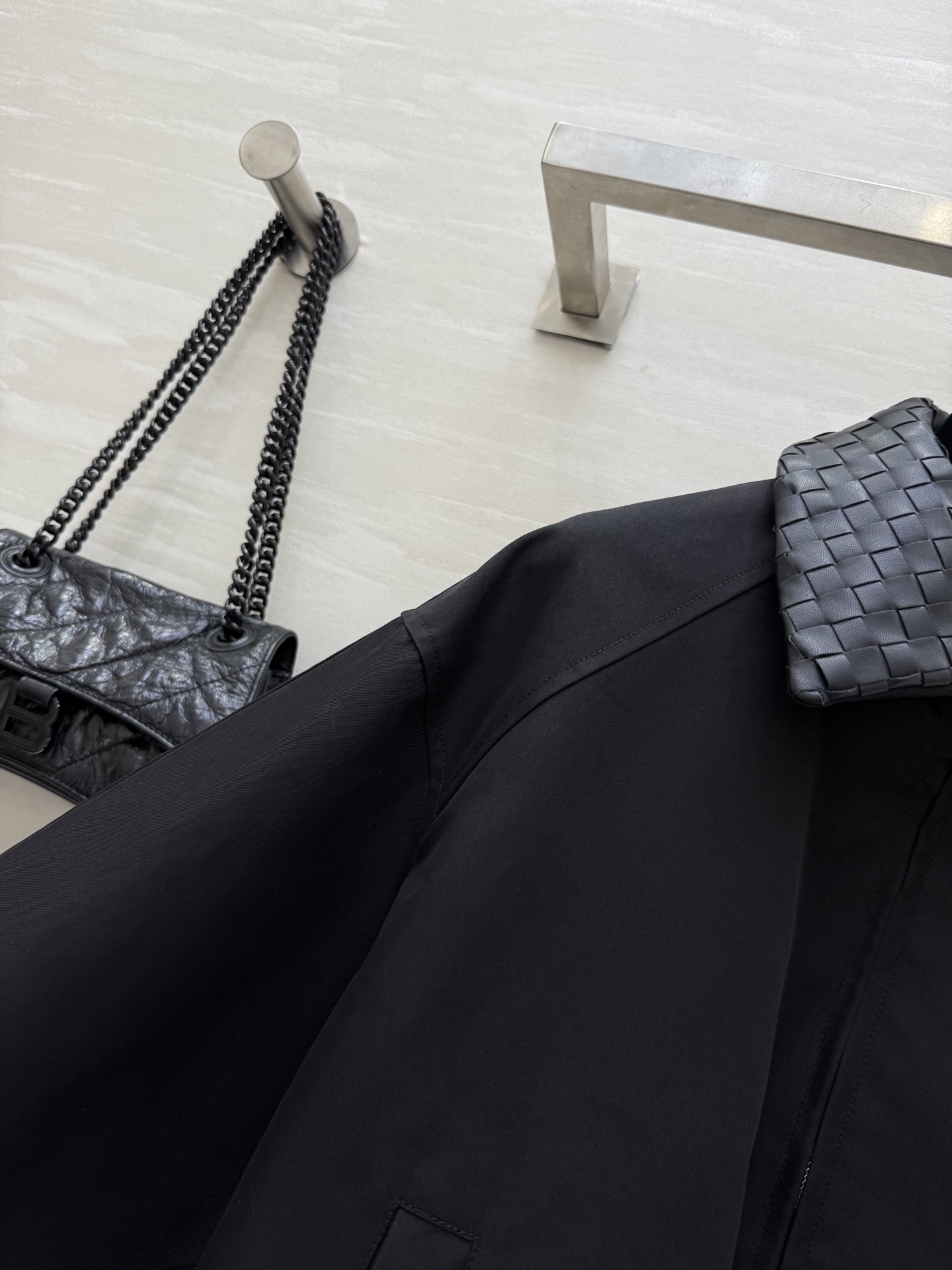 #Bottega Venet♡²⁵秋冬新款夹克外套 手工编织皮领 可拆卸 复古贵气or清爽利落随心切换！