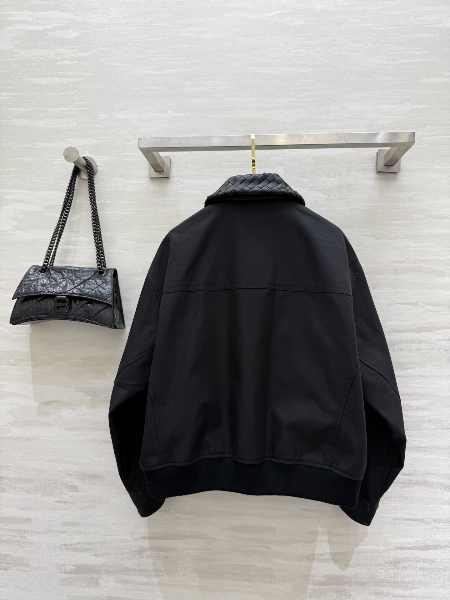 #Bottega Venet♡²⁵秋冬新款夹克外套 手工编织皮领 可拆卸 复古贵气or清爽利落随心切换！