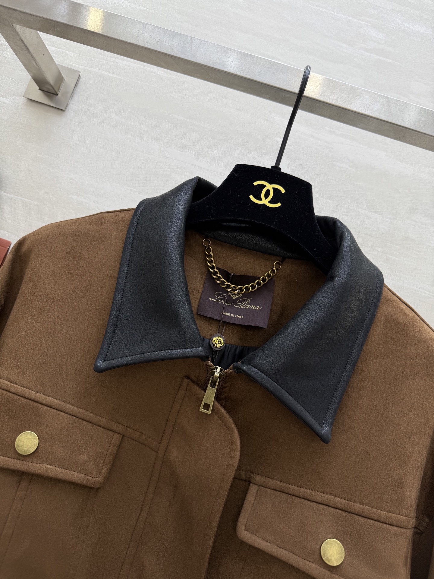 #LP²⁵秋冬新款 麂皮翻领夹克外套 时髦不撞款 定制重磅面料 品相上乘 细节处理非常细致 高品质定制 