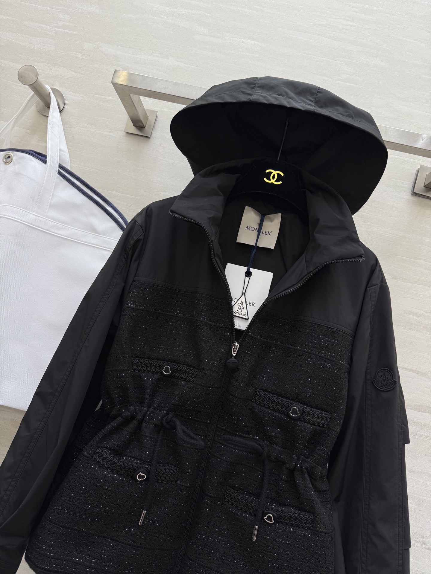 #Moncl♡²⁵秋冬新款 连帽花呢拼接外套 腰部灵活收腰显瘦 高品质 现货来size：S/M/L（s码