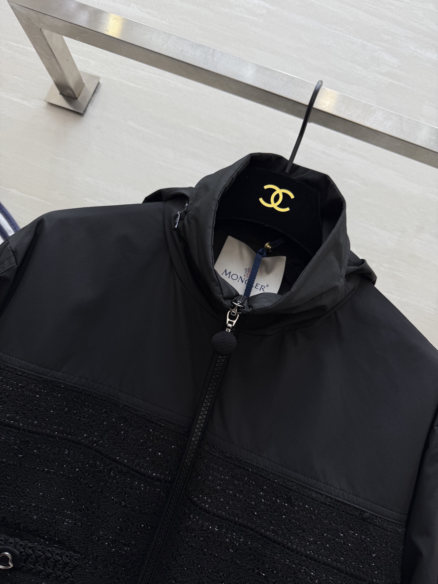 #Moncl♡²⁵秋冬新款 连帽花呢拼接外套 腰部灵活收腰显瘦 高品质 现货来size：S/M/L（s码