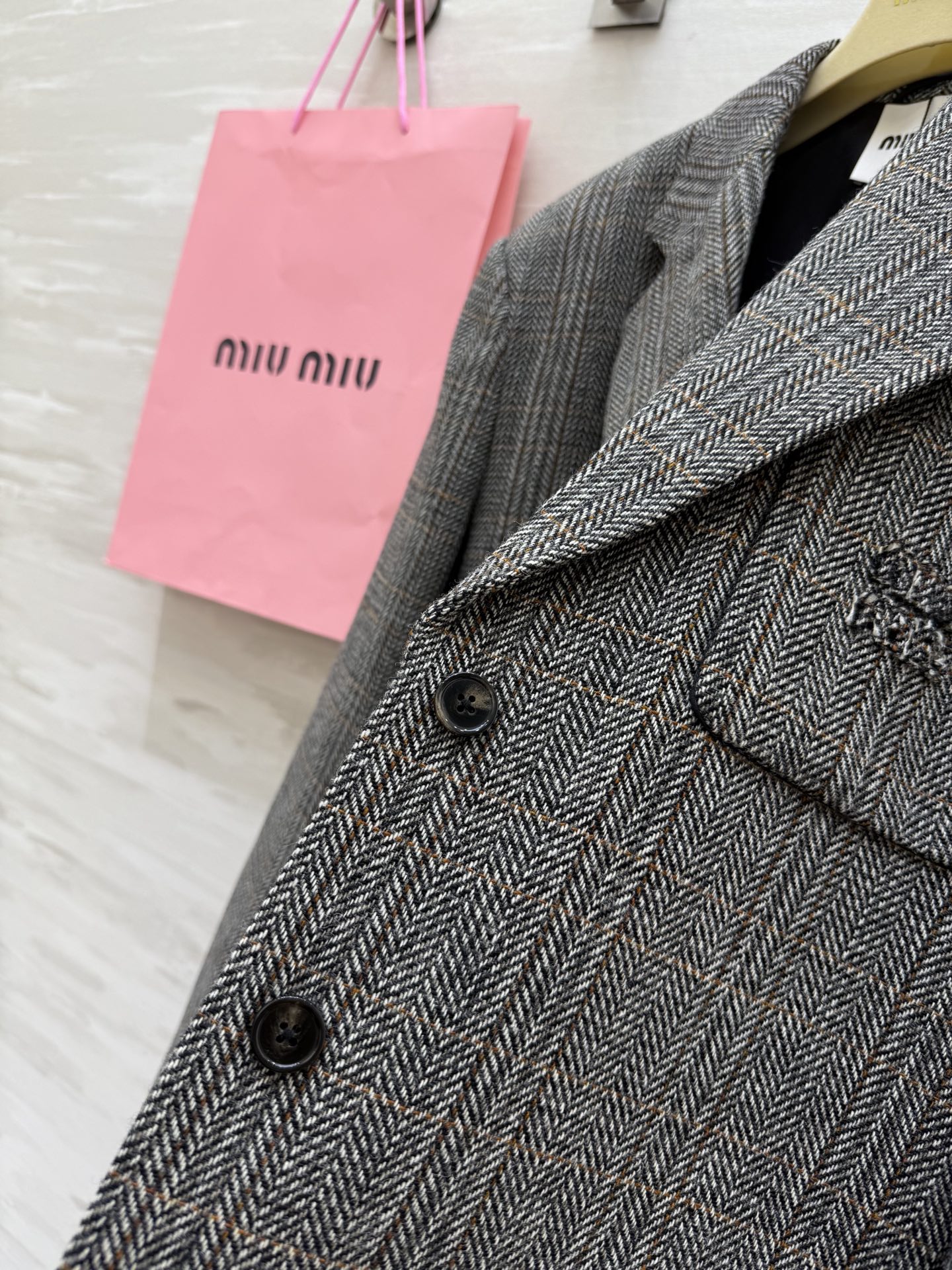 #Miumi♡²⁵秋冬新款 羊毛格纹西装外套 高品质 现货来size：S/M/L（s码肩宽：43，胸围：