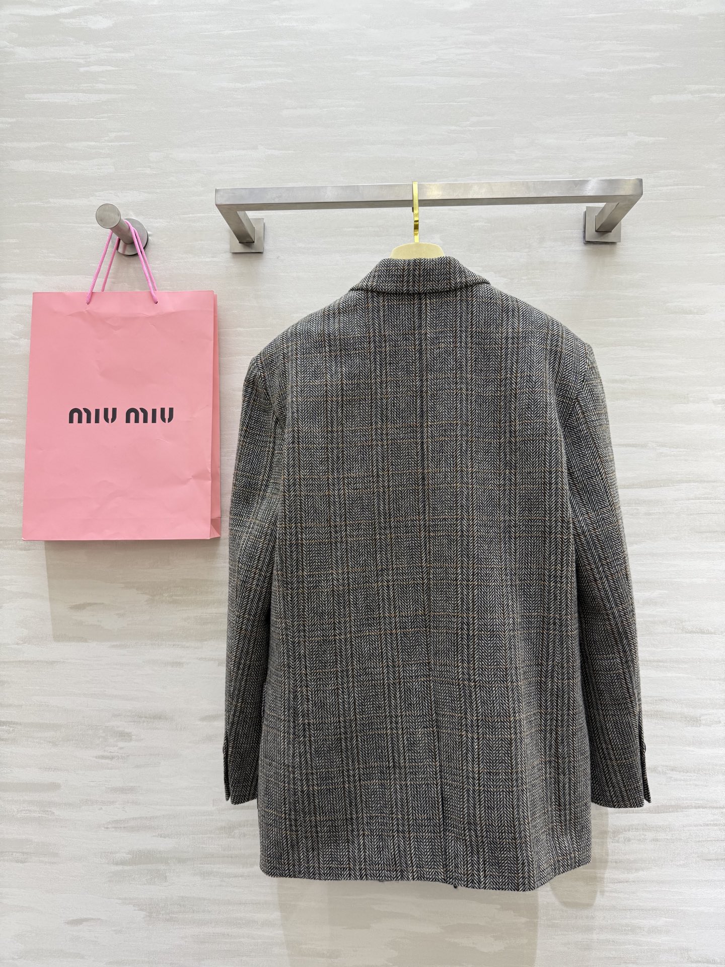 #Miumi♡²⁵秋冬新款 羊毛格纹西装外套 高品质 现货来size：S/M/L（s码肩宽：43，胸围：