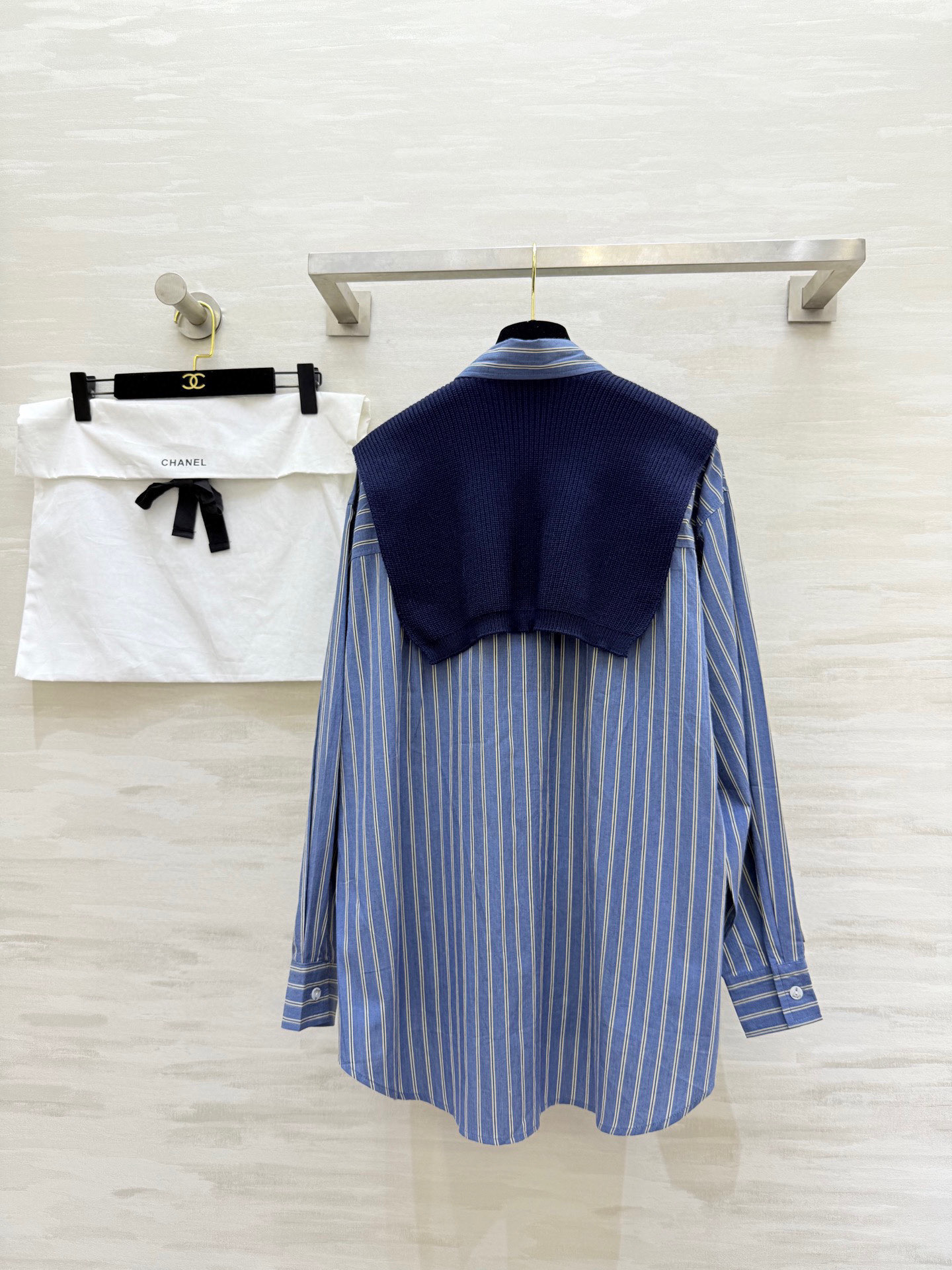 #Chane♡²⁵新款 oversize蓝条纹衬衫+针织小披肩 慵懒又有层次感 高品质定制 现货首发si
