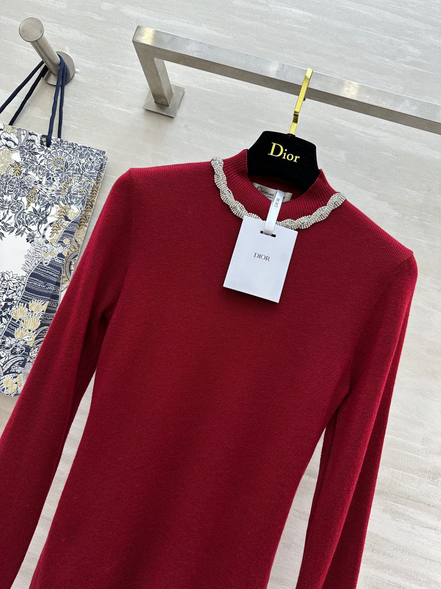 #DIO♡²⁵新款 重工钉钻羊毛上衣 领口重工满钻 今年一定满赚[烟花] 袖口蕾丝拼接细节感十足 定制羊