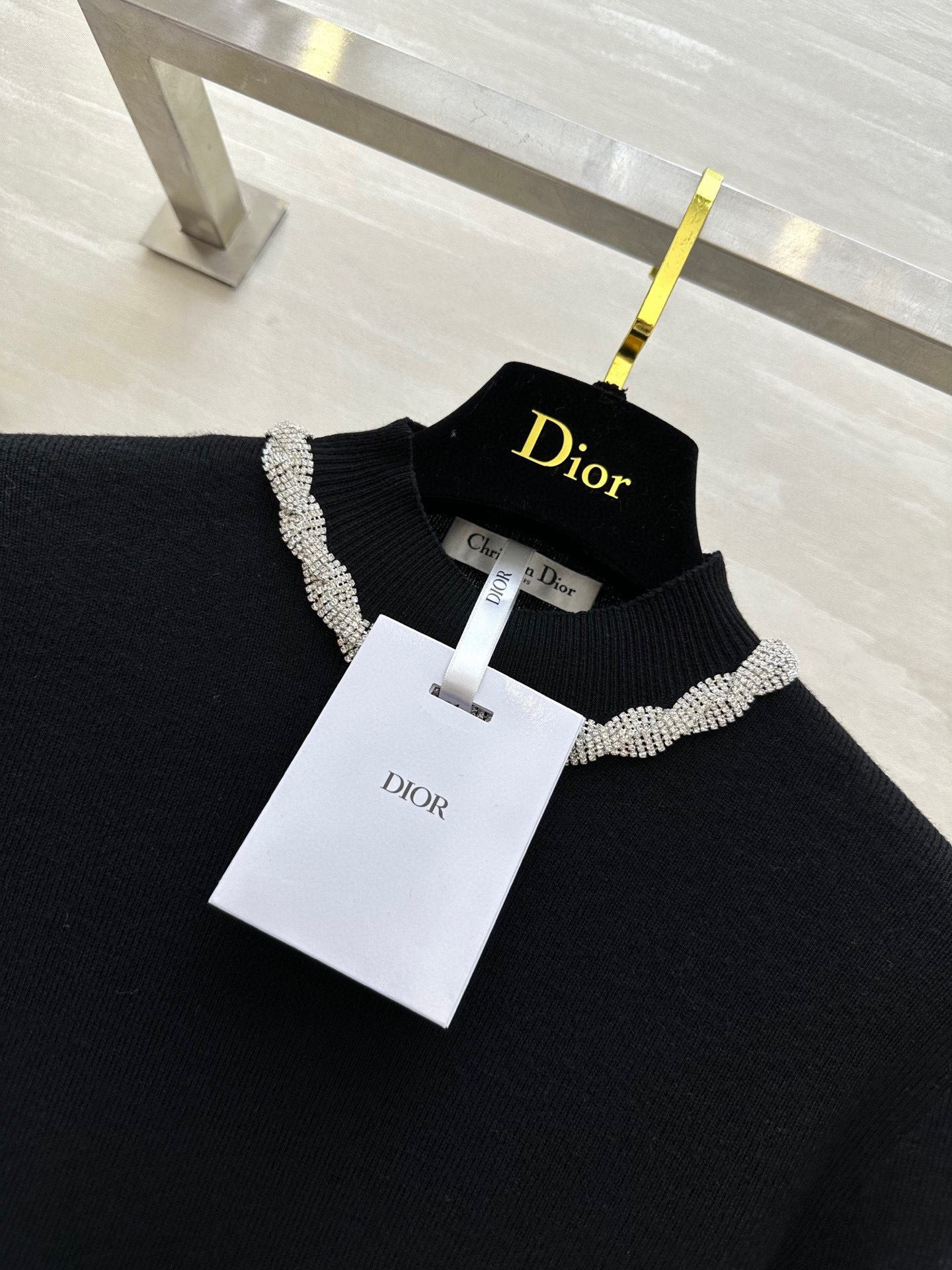 #DIO♡²⁵新款 重工钉钻羊毛上衣 领口重工满钻 今年一定满赚[烟花] 袖口蕾丝拼接细节感十足 定制羊