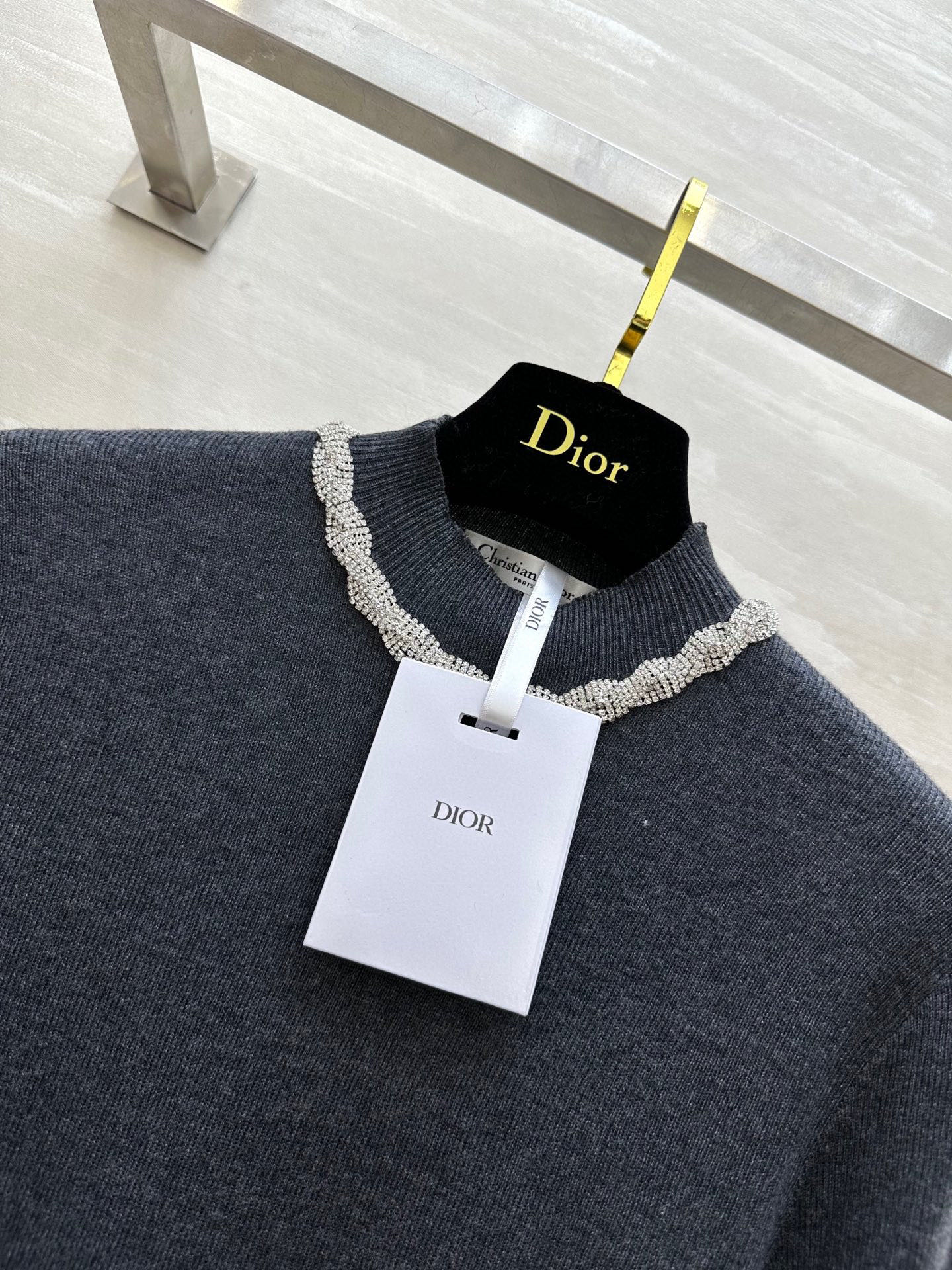 #DIO♡²⁵新款 重工钉钻羊毛上衣 领口重工满钻 今年一定满赚[烟花] 袖口蕾丝拼接细节感十足 定制羊