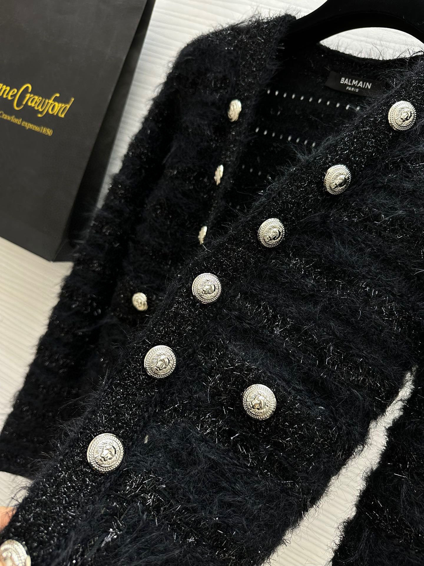 #BALMAI♡ 爆单款 重工编制名媛风外套 流苏感定制面料奢华精致 门襟定制金属扣细节感满满 合身剪裁