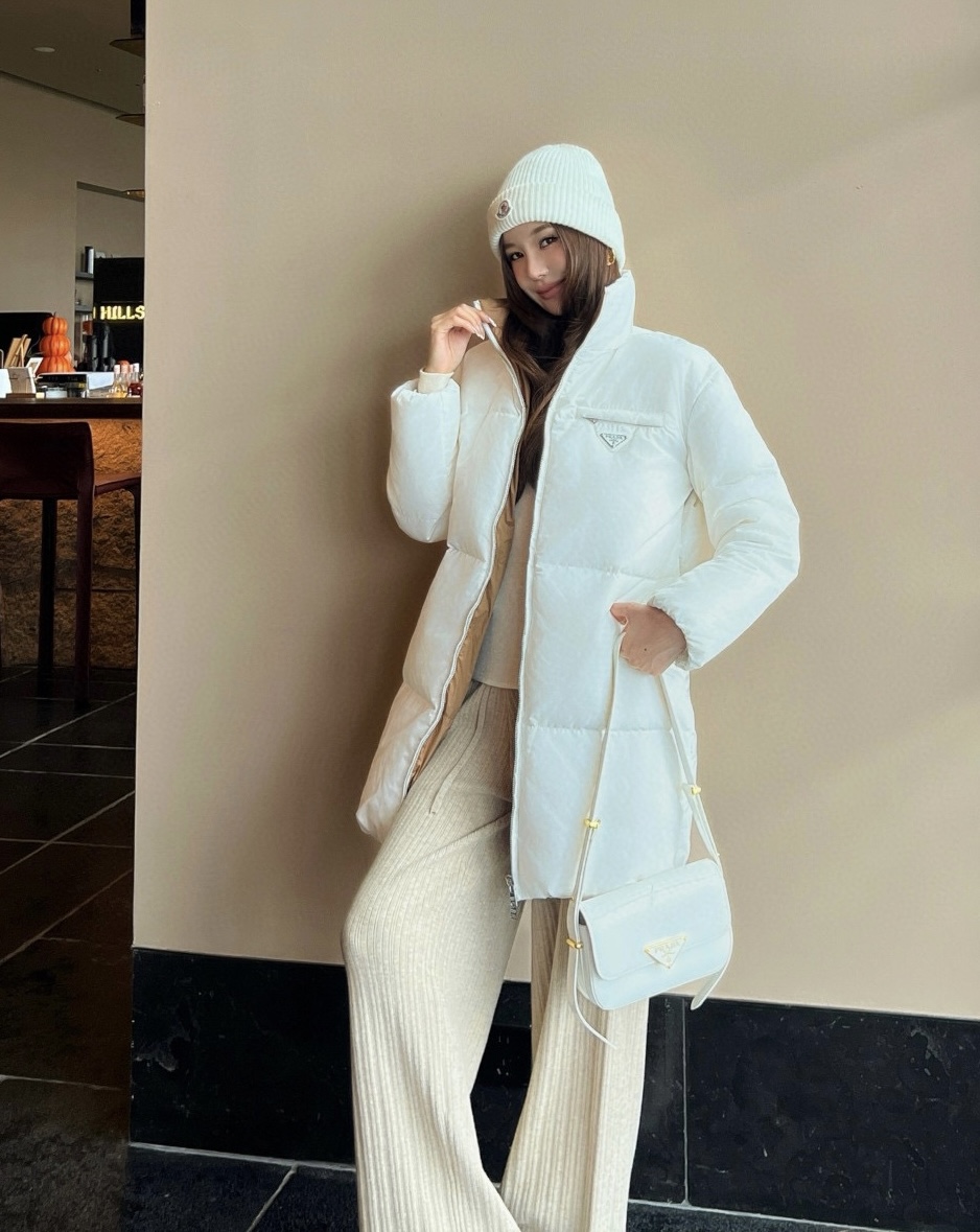 NO:605677,,,alexander wang19860909,,alexander wang,Women's clothing