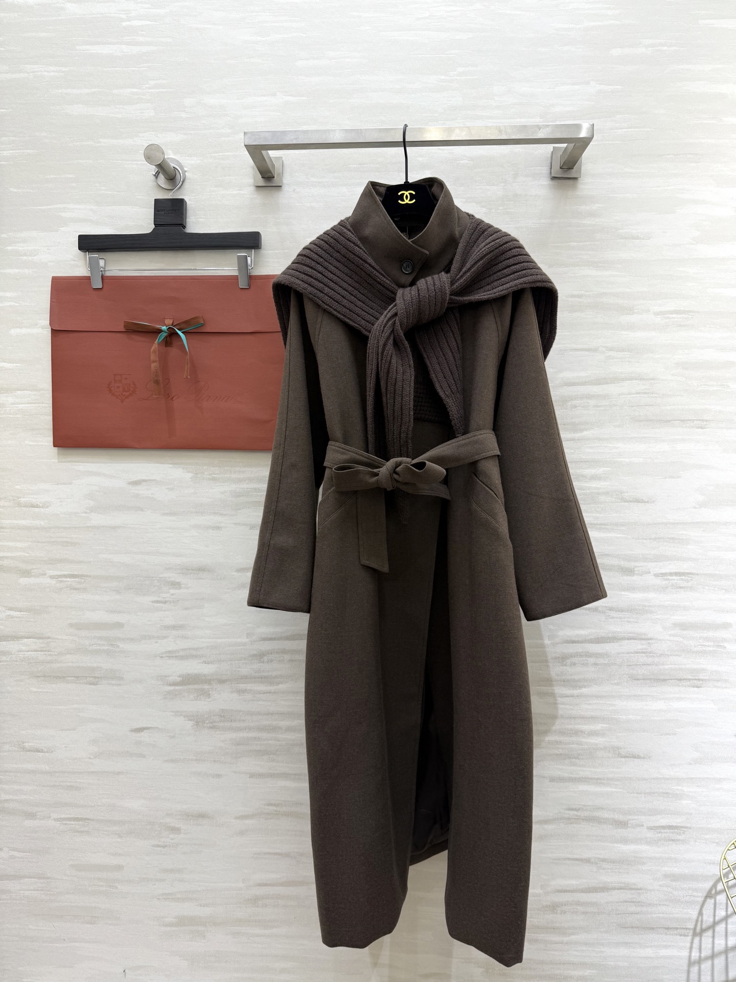 NO:605690,Comes with dust bag Loro Pian new autumn and winter shawl two-piece woolen coat, high quality custom-made, available in stock first size S/M/L/XL (S size bust 112, length 122),, loro piana, shawls, alexander wang19860909配防尘袋Loro Pian秋冬新款 披肩两件套毛呢大衣 高品质定制 现货首发sizeS/M/L/XL（s码胸围112,衣长122）,,loro piana,shawls,alexander wang,Women's clothing