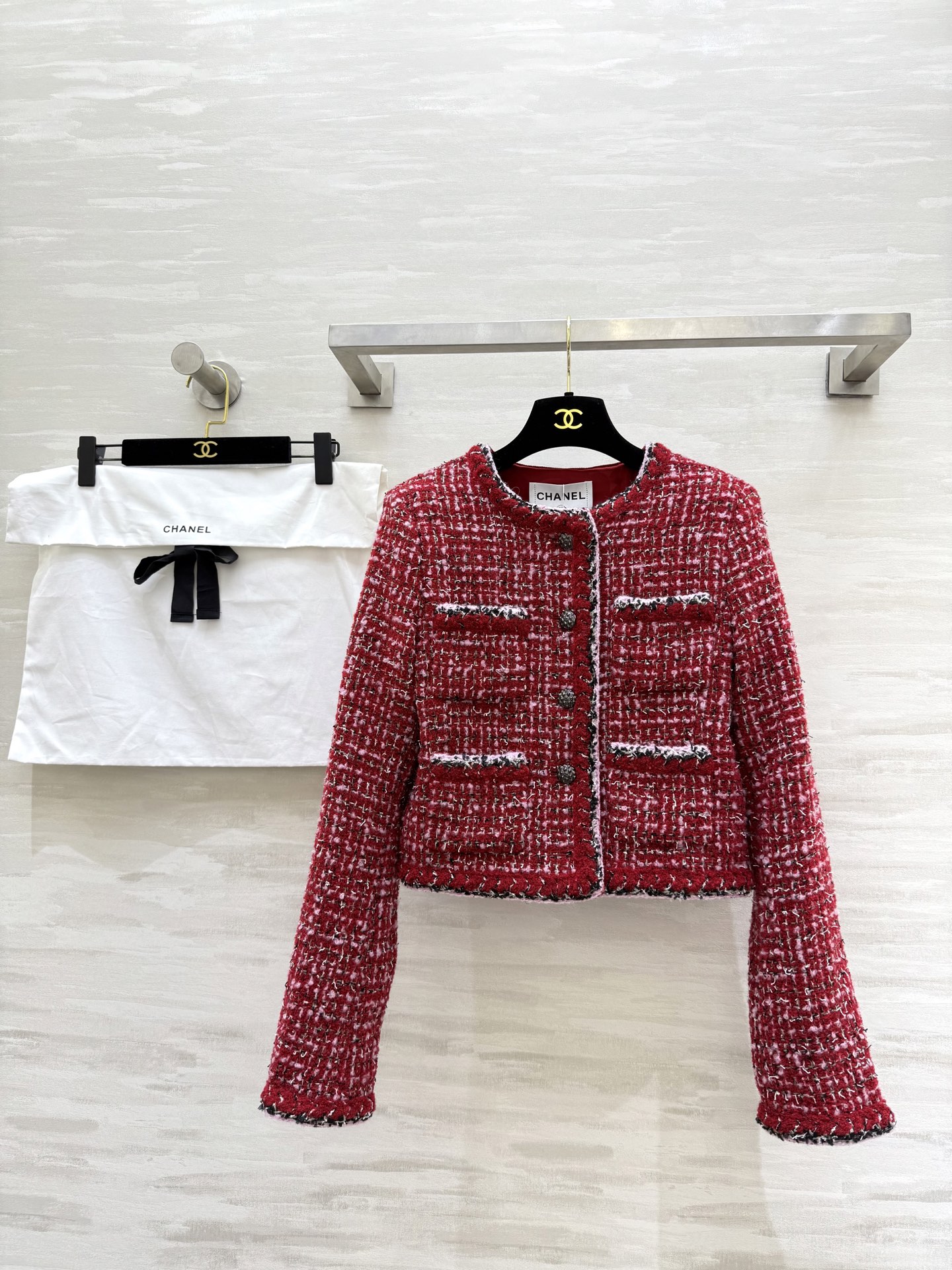 NO:607944,#ChaneK Autumn and winter new style wool woven tweed jacket, high quality customization, ready for sale, sizeS/M/L (S size shoulder width 36, bust 88, length 45),,chanel,jackets & coats,alexander wang19860909#ChaneK秋冬新款 羊毛编织花呢外套 高品质定制 现货首发sizeS/M/L（s码肩宽36,胸围88,衣长45）,,chanel,jackets & coats,alexander wang,Women's clothing