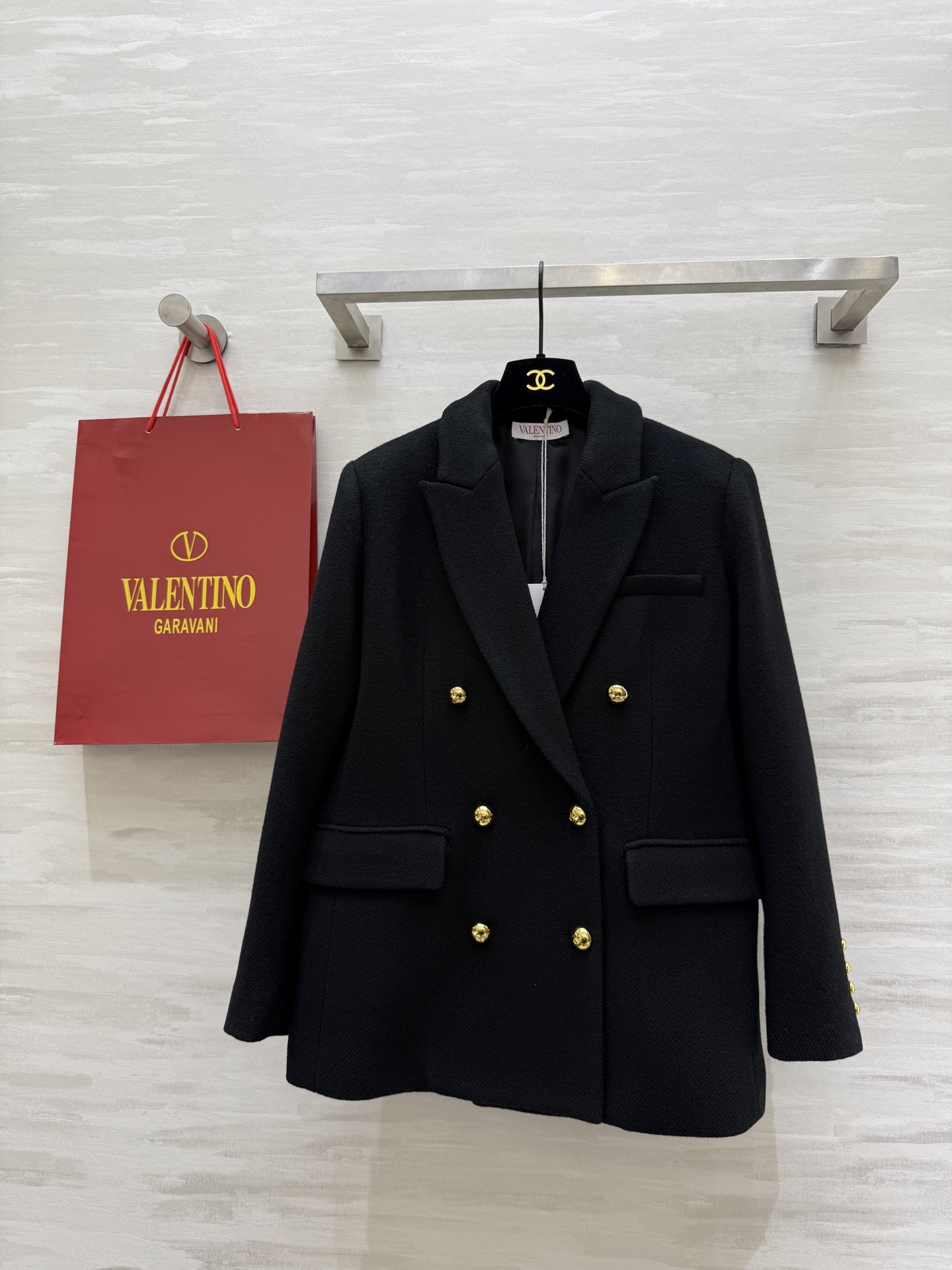 NO:609640,#Valentin Autumn and Winter New Sheep Wool Suit Jacket High Quality Customized Available Now Available SizeS/M/L/XL (M size shoulder width 40, bust 100, length 69),,valentino,jackets & coats,business suit,alexander wang19860909#Valentin秋冬新款 绵羊毛西装外套 高品质定制 现货首发sizeS/M/L/XL（M码肩宽40,胸围100,衣长69）,,valentino,jackets & coats,business suit,alexander wang,Women's clothing