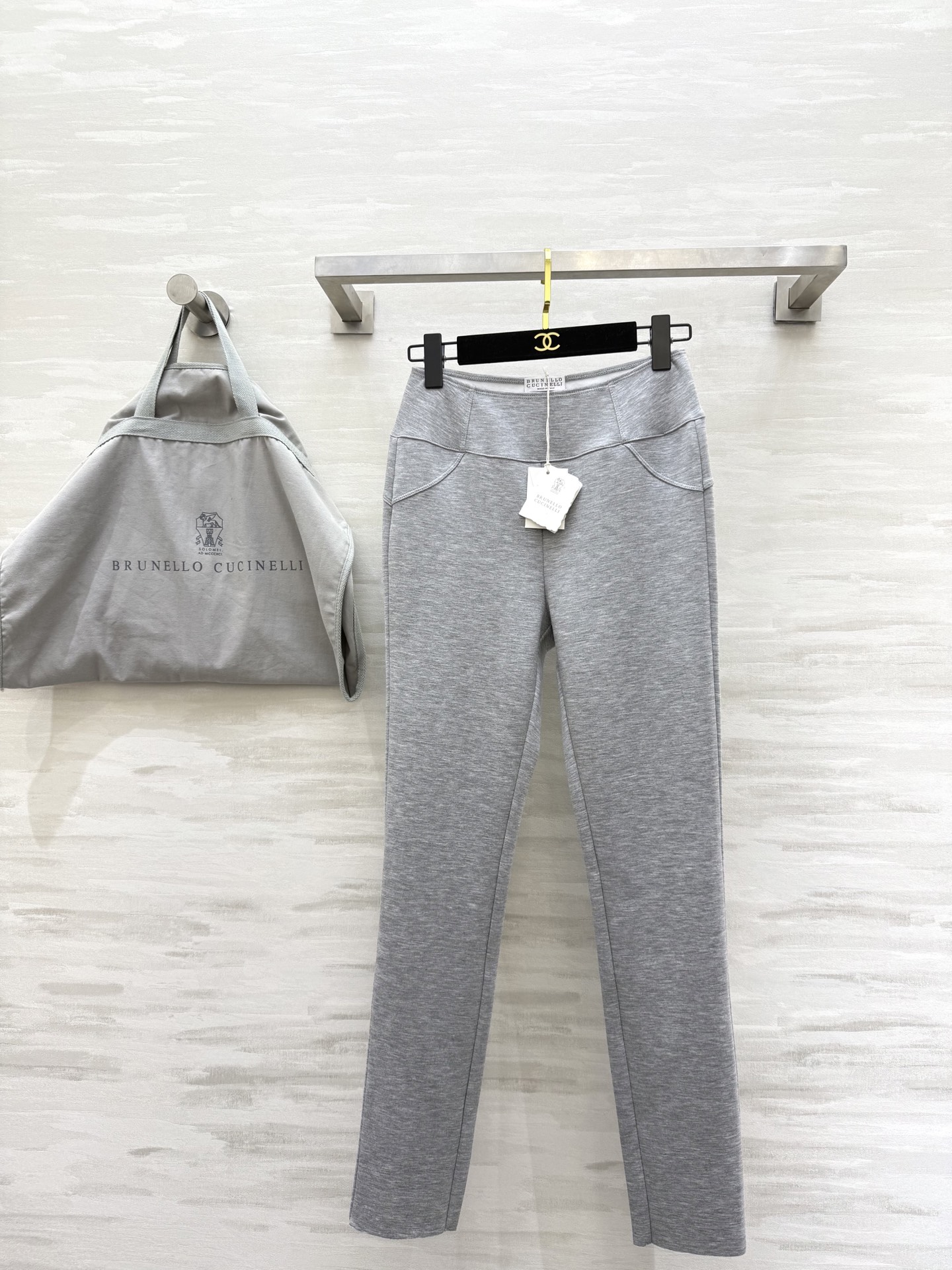 NO:624884,#Brunello Cucinell new autumn and winter velvet leggings, high quality customization, available in stock, sizeS/M/L (S size waist 60, pants length 96),, brunello cucinelli, alexander wang19860909#Brunello Cucinell秋冬新款 加绒打底裤 高品质定制 现货首发sizeS/M/L（s码腰围60,裤长96）,,brunello cucinelli,alexander wang,Women's clothing