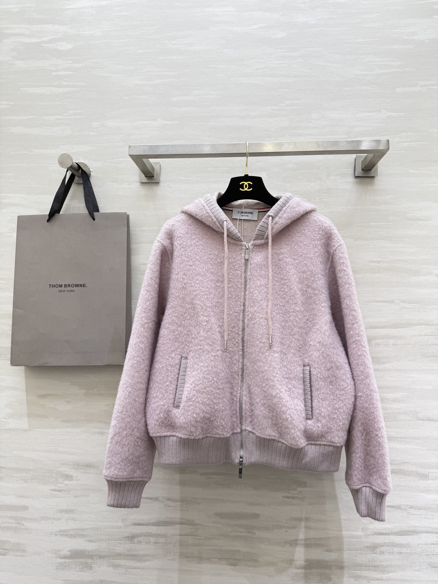 NO:628026,#THOM BROWNpre fall Warm wool hoodie, quality online, high quality customization, available in stock, sizeS/M/L (S size bust 110, length 52),,hats,alexander wang19860909#THOM BROWNpre fall 温暖羊毛帽衫 质感在线 高品质定制 现货首发sizeS/M/L（s码胸围110,衣长52）,,hats,alexander wang,Women's clothing